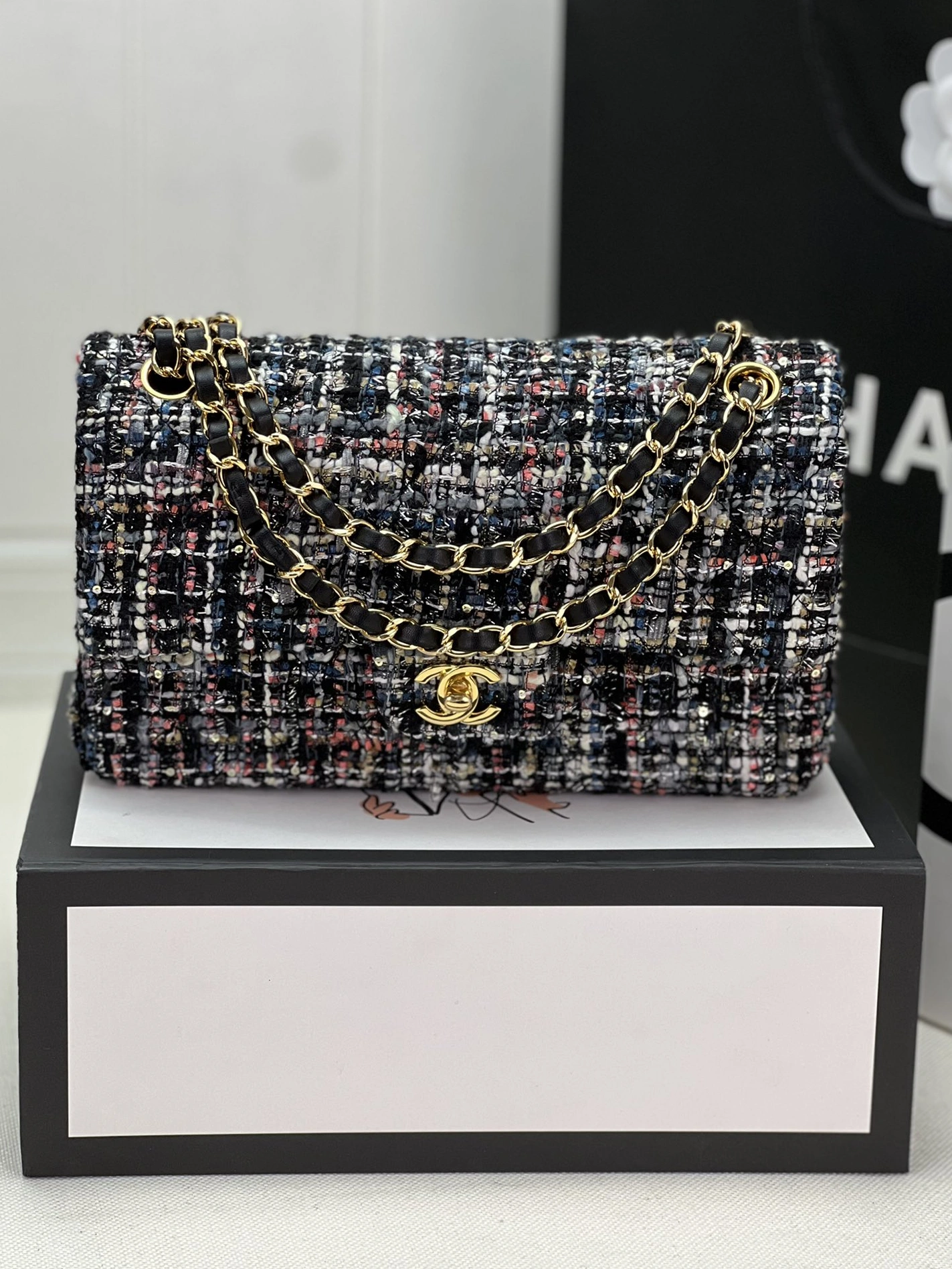 Popular 7692 Chanel AAA Quality Messenger Bags For Women