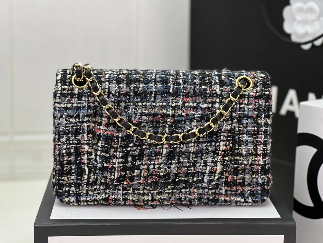 Popular 7692 Chanel AAA Quality Messenger Bags For Women