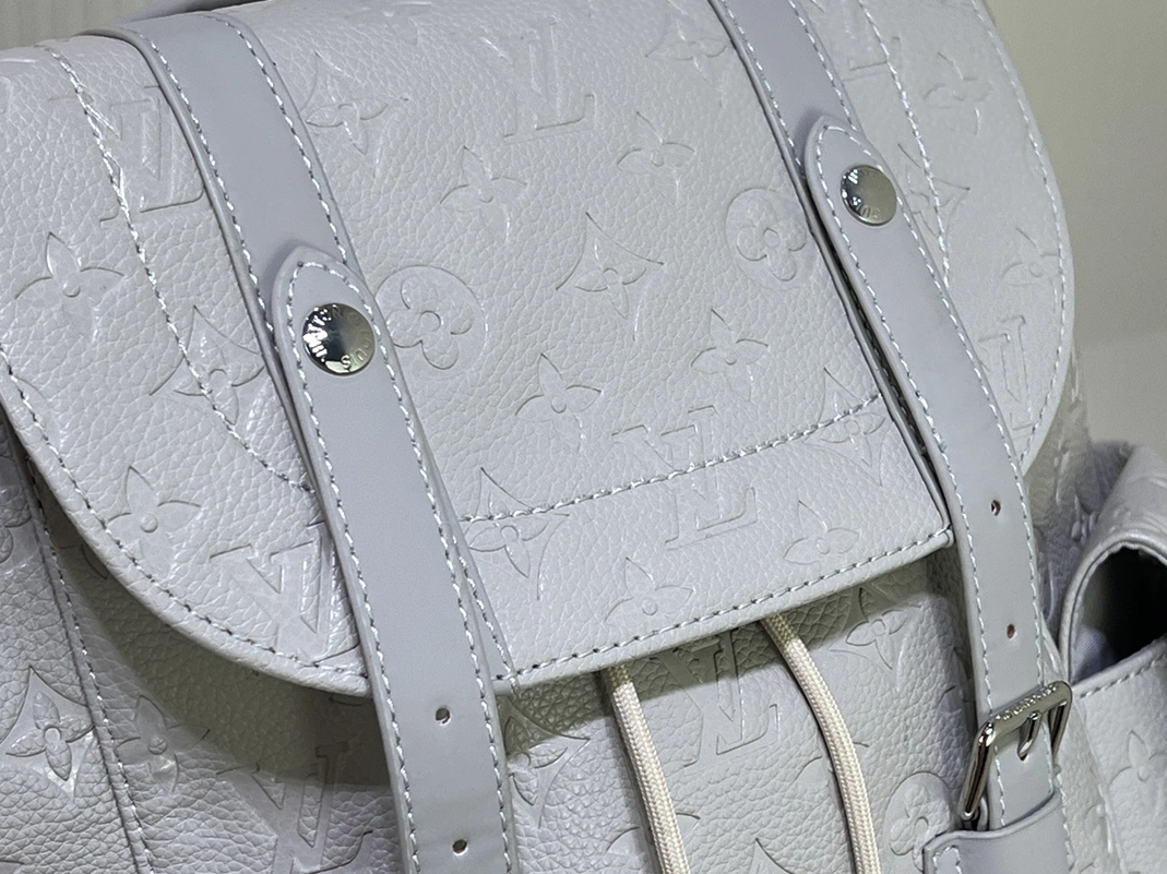 Popular 7755 Louis Vuitton LV AAA Man Backpacks