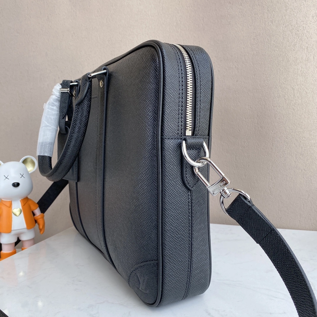 Popular 7935 Louis Vuitton AAA Man Handbags
