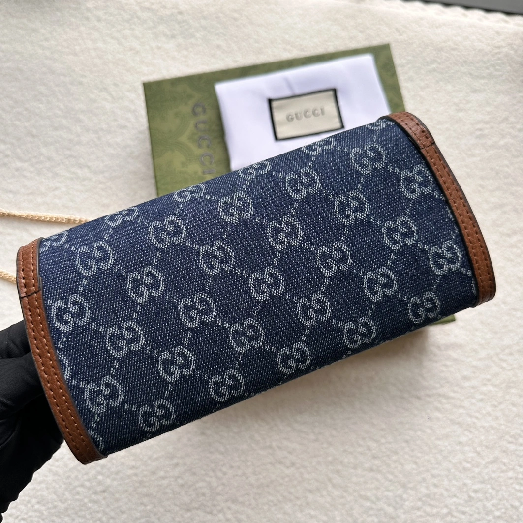 Popular 8165 Gucci AAA Quality Messenger Bags For Women