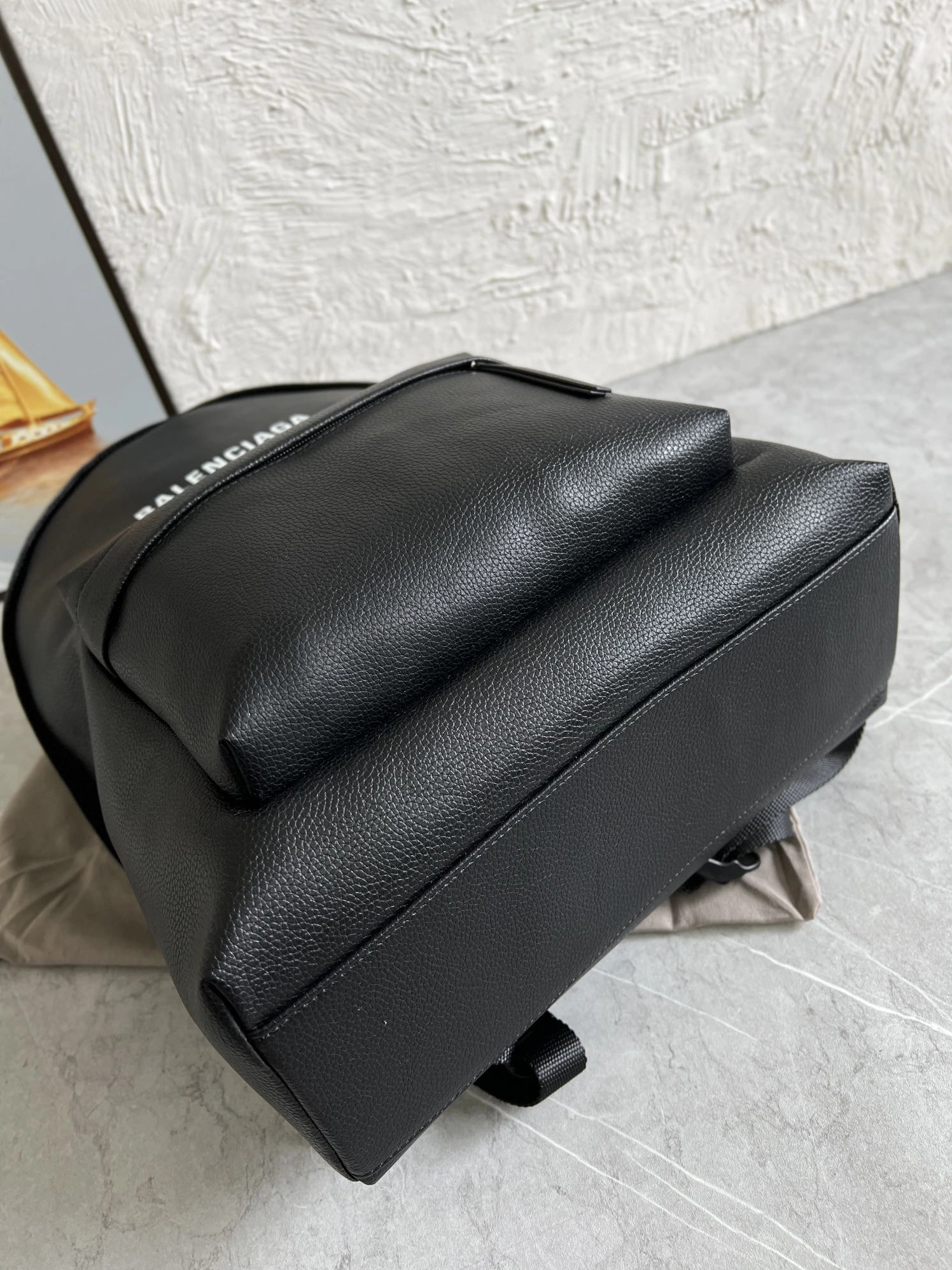 Popular 8402 Balenciaga AAA Man Backpacks