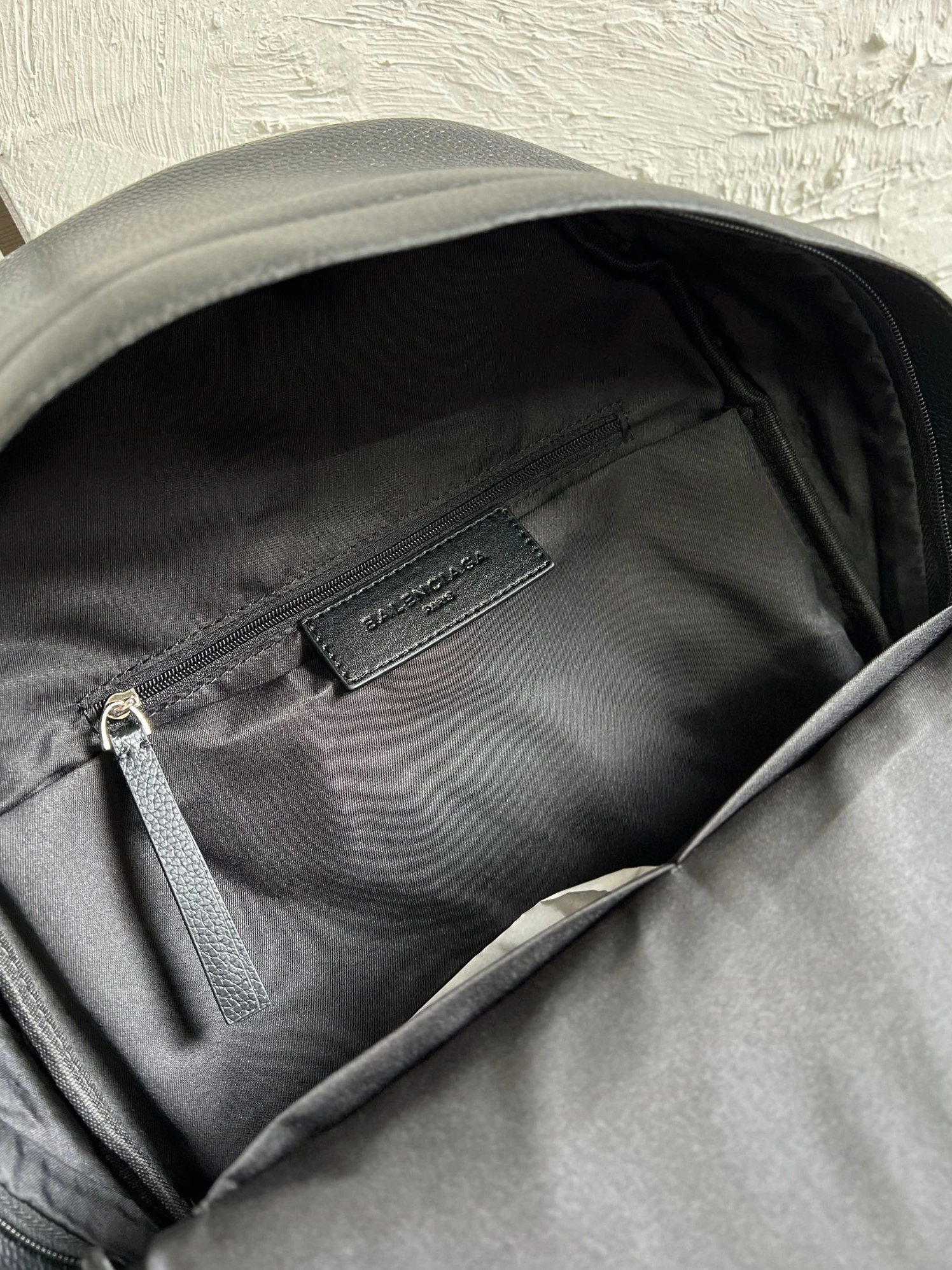 Popular 8402 Balenciaga AAA Man Backpacks