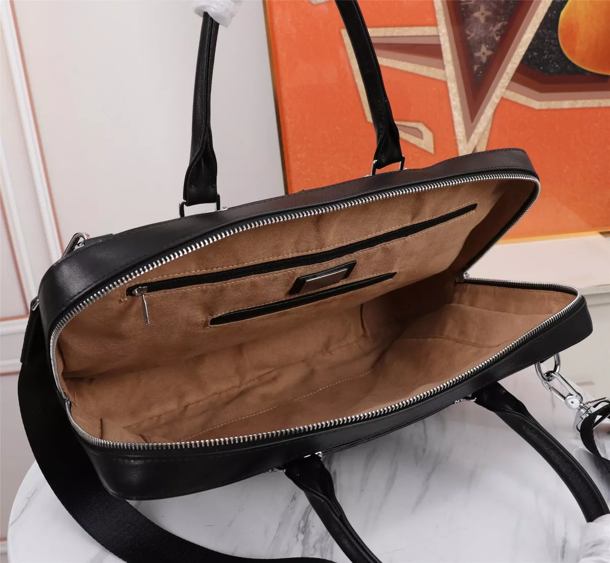 Popular 8573 Louis Vuitton AAA Man Handbags