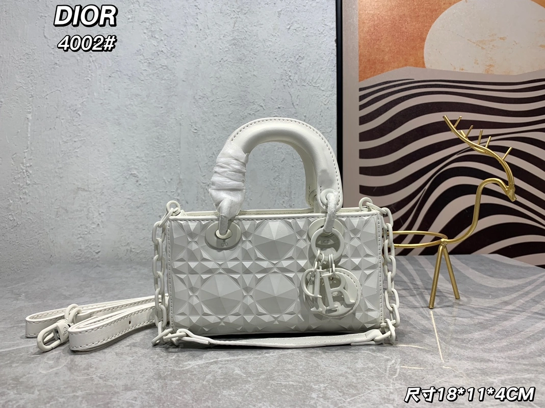 Popular 865 Christian Dior AAA Quality Handbags For Women