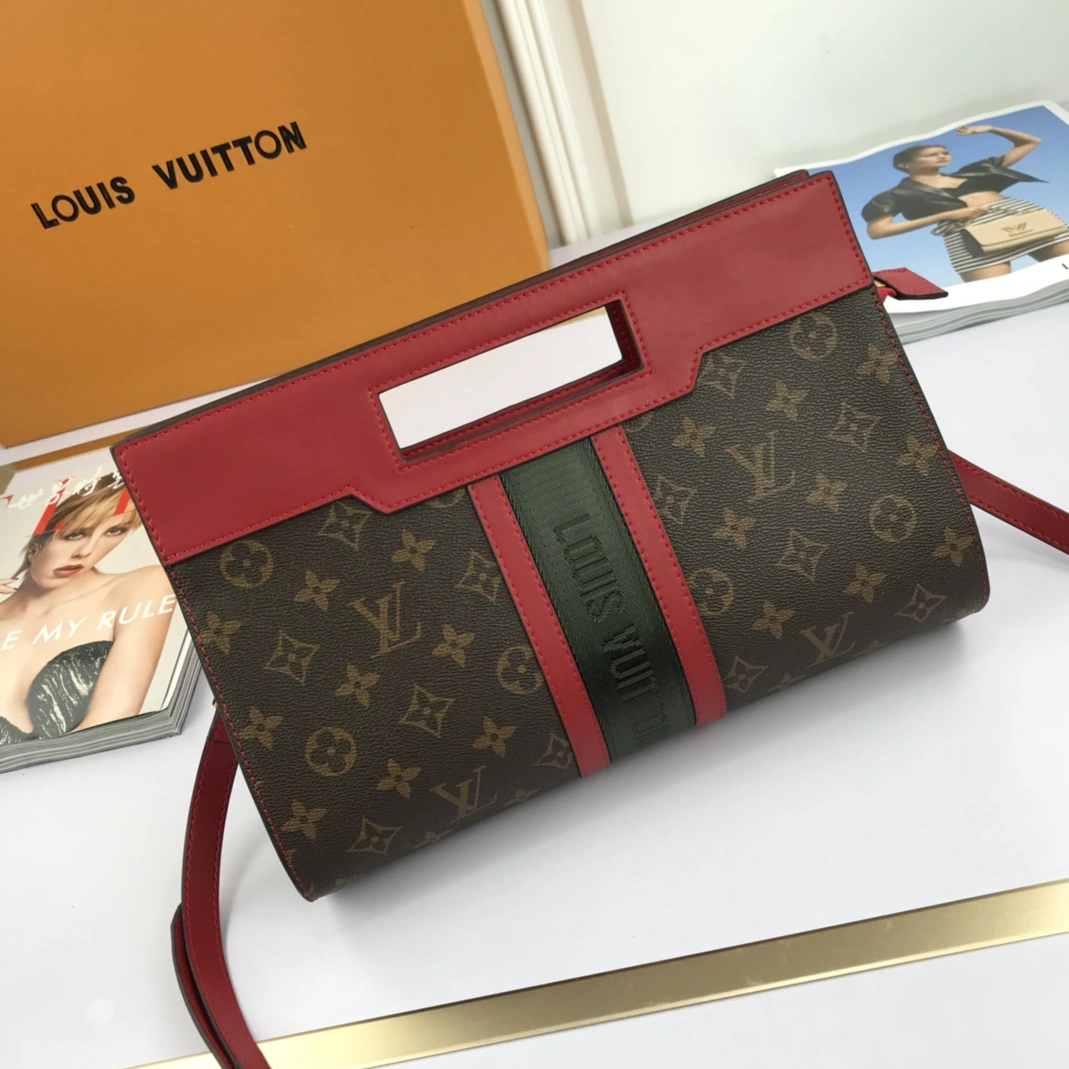 Popular 8667 Louis Vuitton AAA Quality Messenger Bags For Women