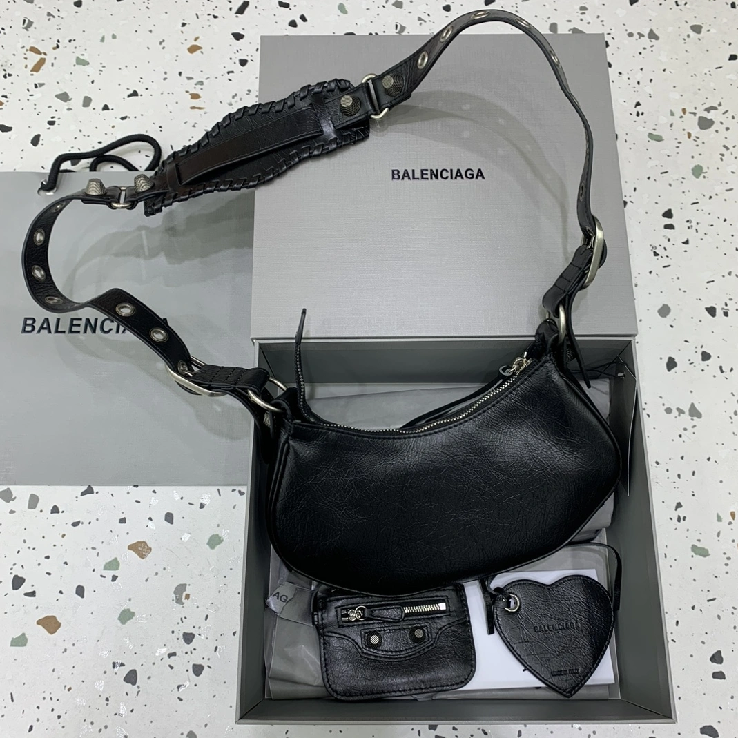 Popular 8691 Balenciaga AAA Quality Messenger Bags For Women