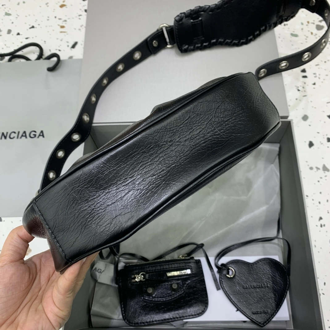 Popular 8691 Balenciaga AAA Quality Messenger Bags For Women