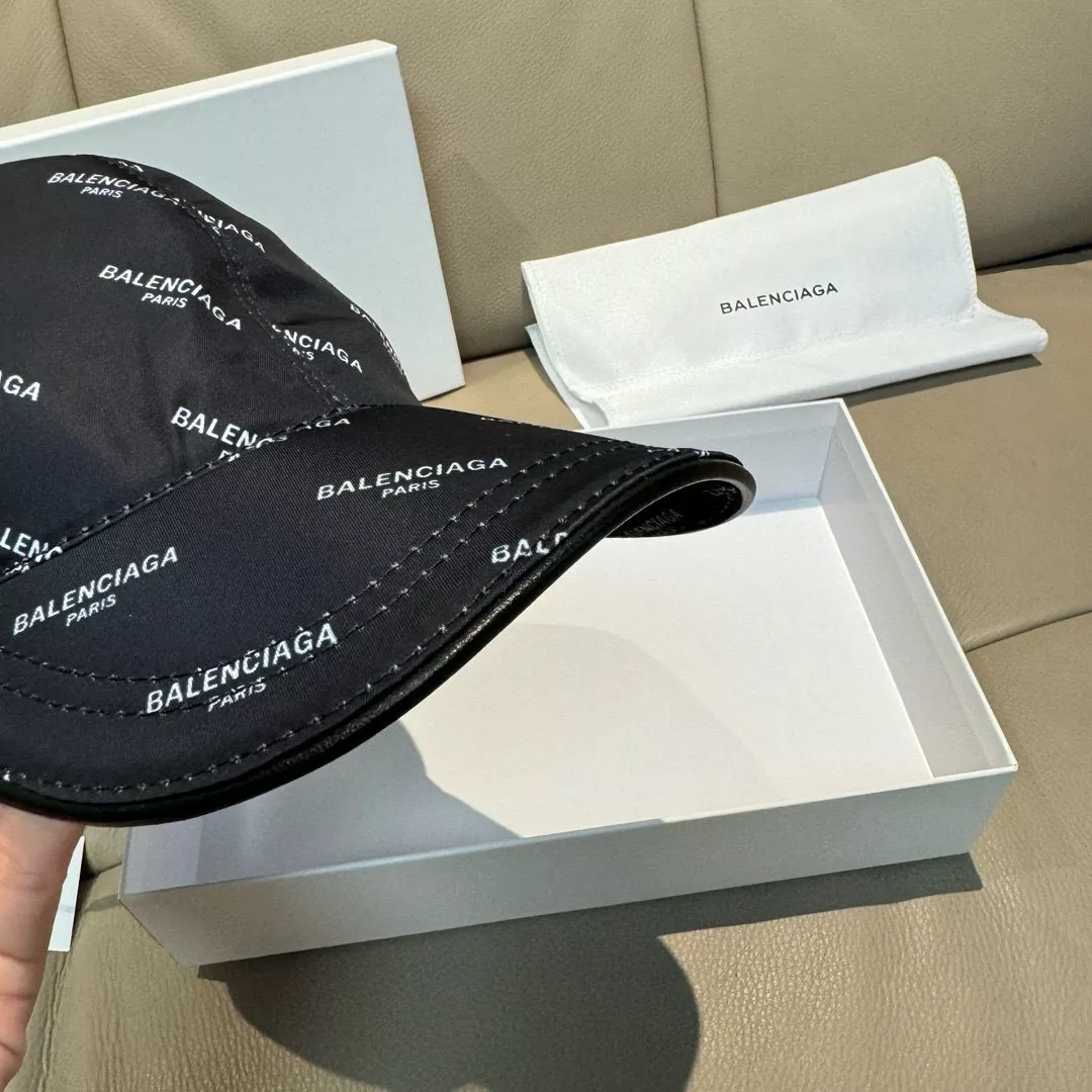 Popular 895 Balenciaga Caps