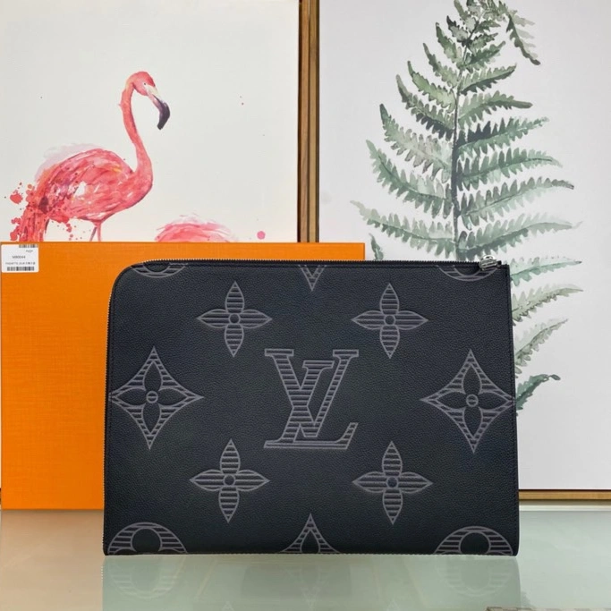 Popular 8998 Louis Vuitton AAA Man Wallets