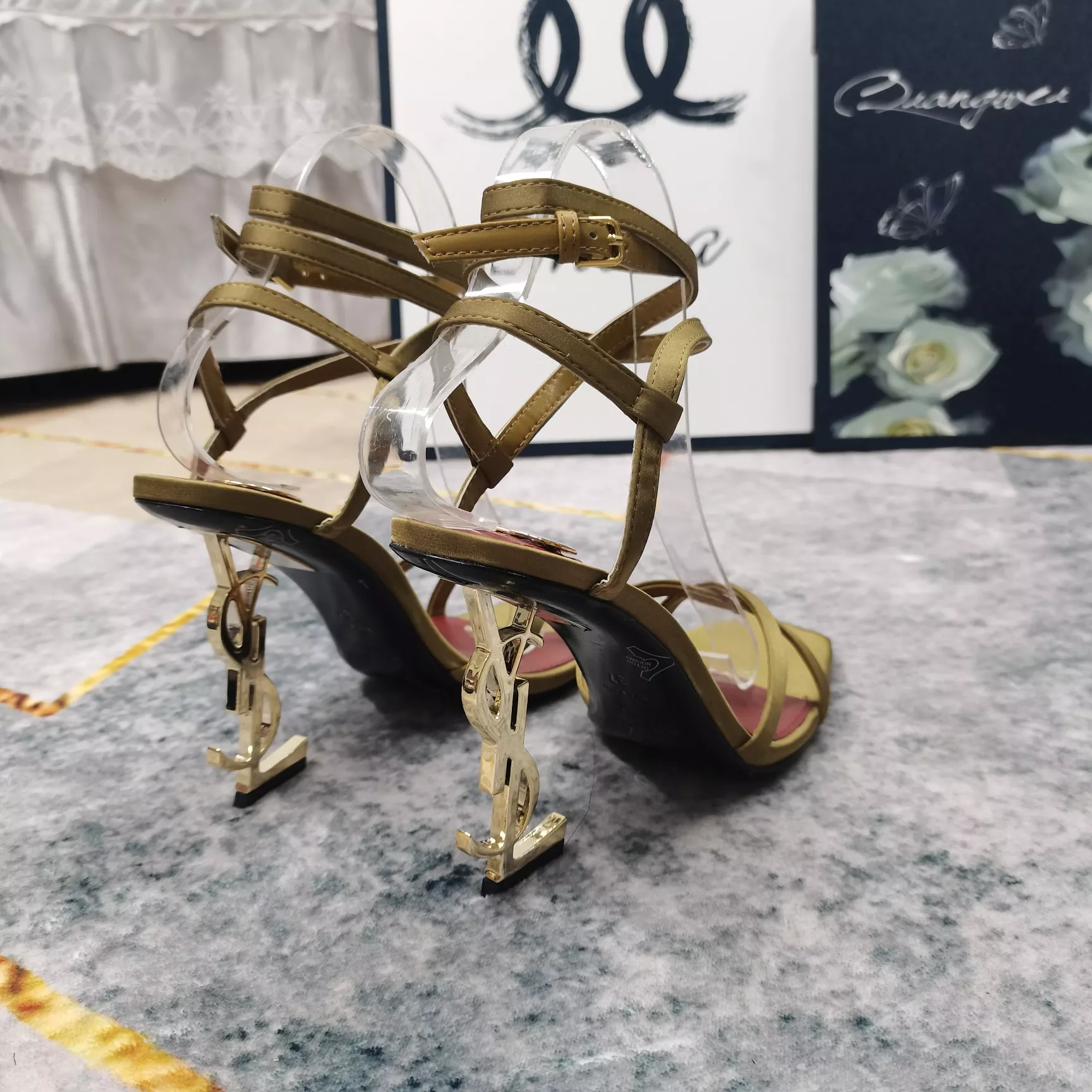 Popular 9175 Yves Saint Laurent YSL Sandal For Women