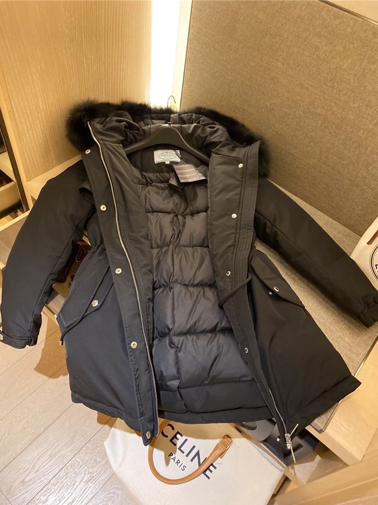 Popular 9423 Prada Down Feather Coat Long Sleeved For Women