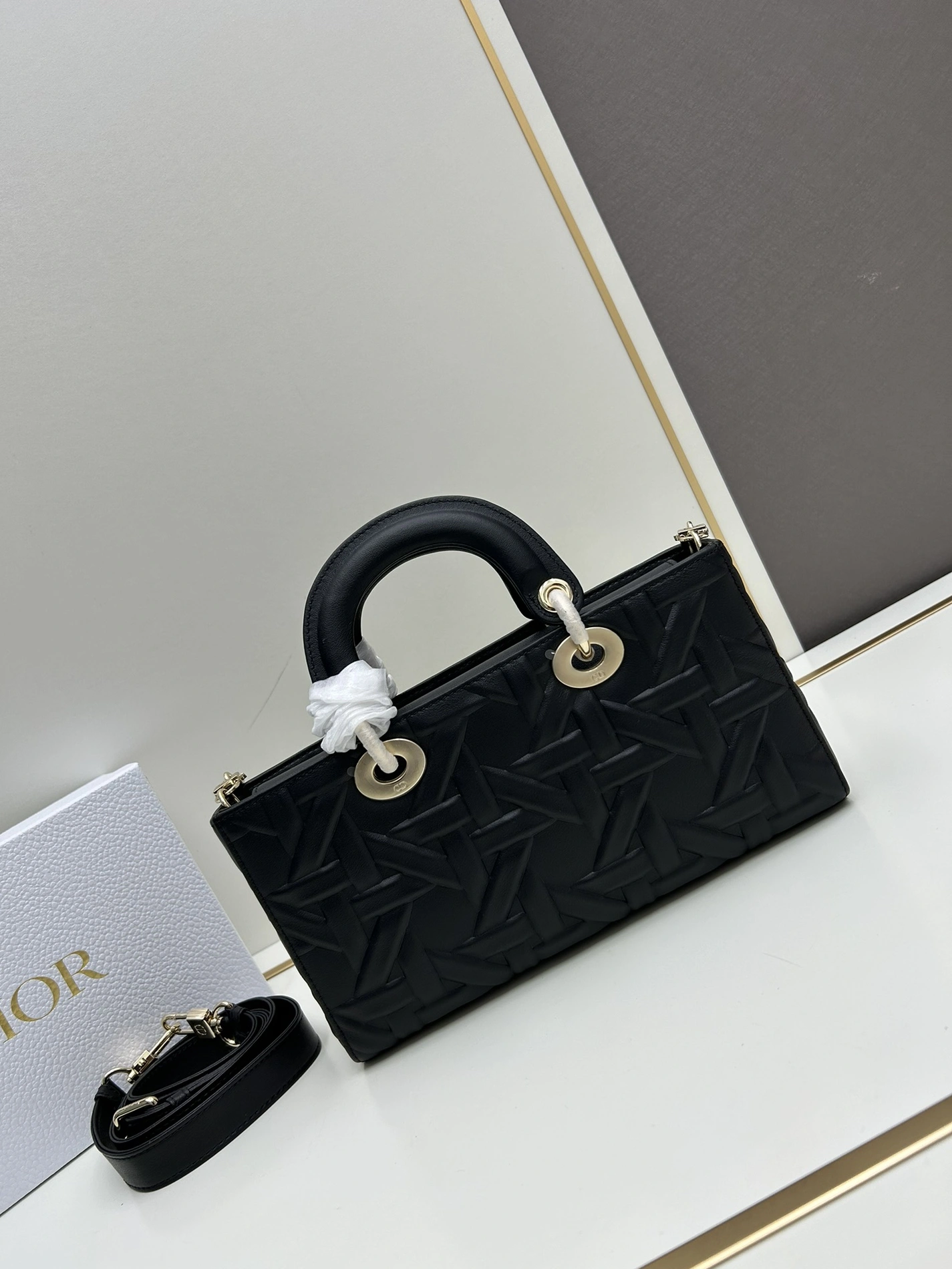 Popular 9533 Christian Dior AAA Quality Handbags For Women