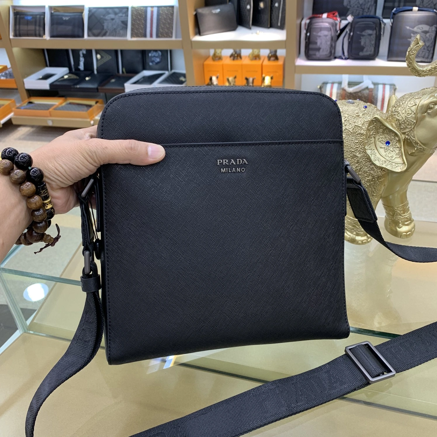Practical 1015 Prada AAA Man Messenger Bags