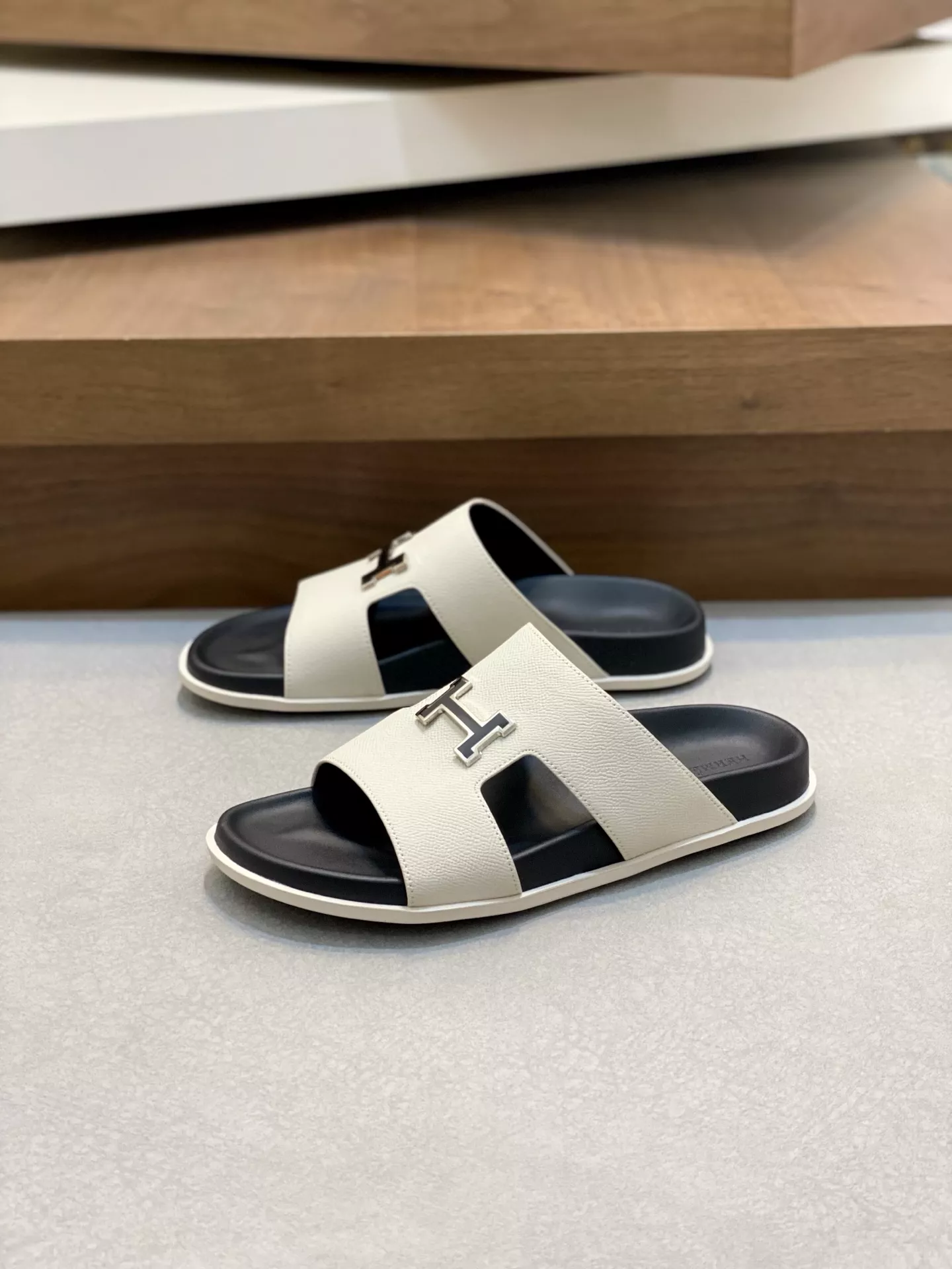 Practical 133 Hermes Slippers For Men