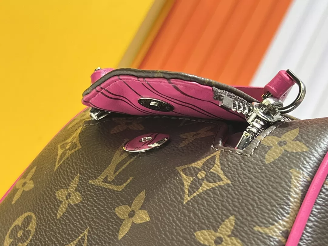 Practical 1432 Louis Vuitton AAA Quality Handbags For Women