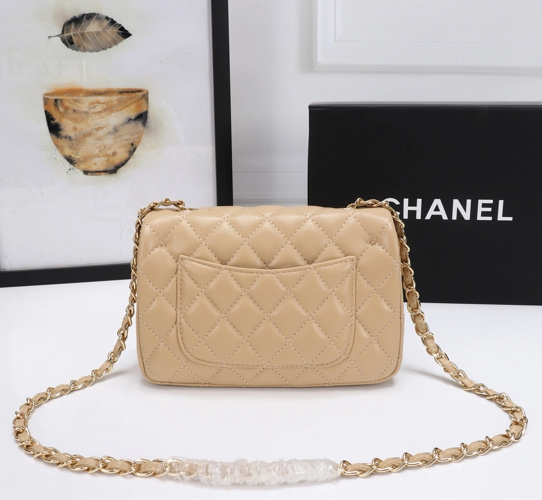 Practical 1529 Chanel AAA Quality Messenger Bags For Women