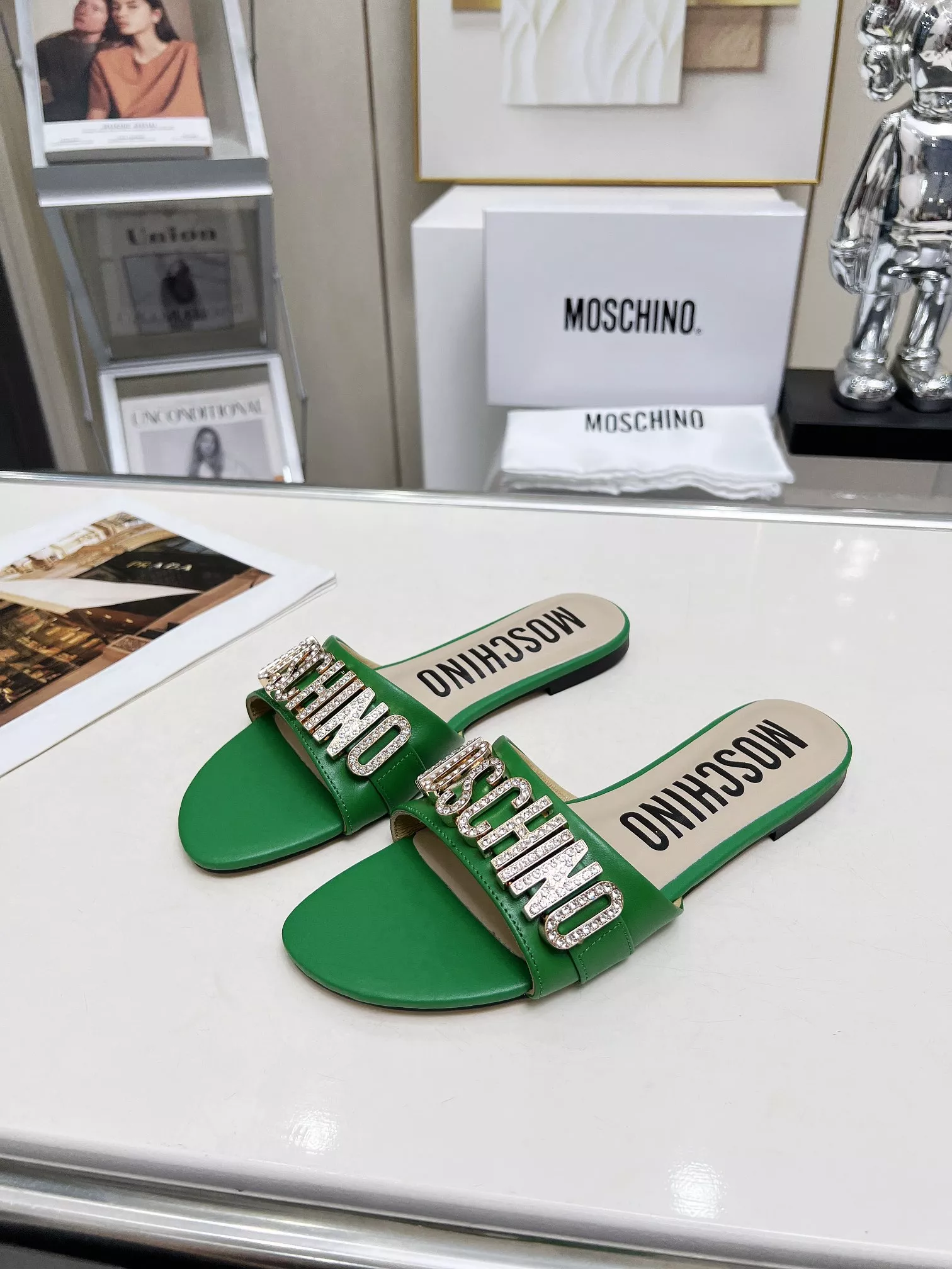 Practical 2013 Moschino Slippers For Women