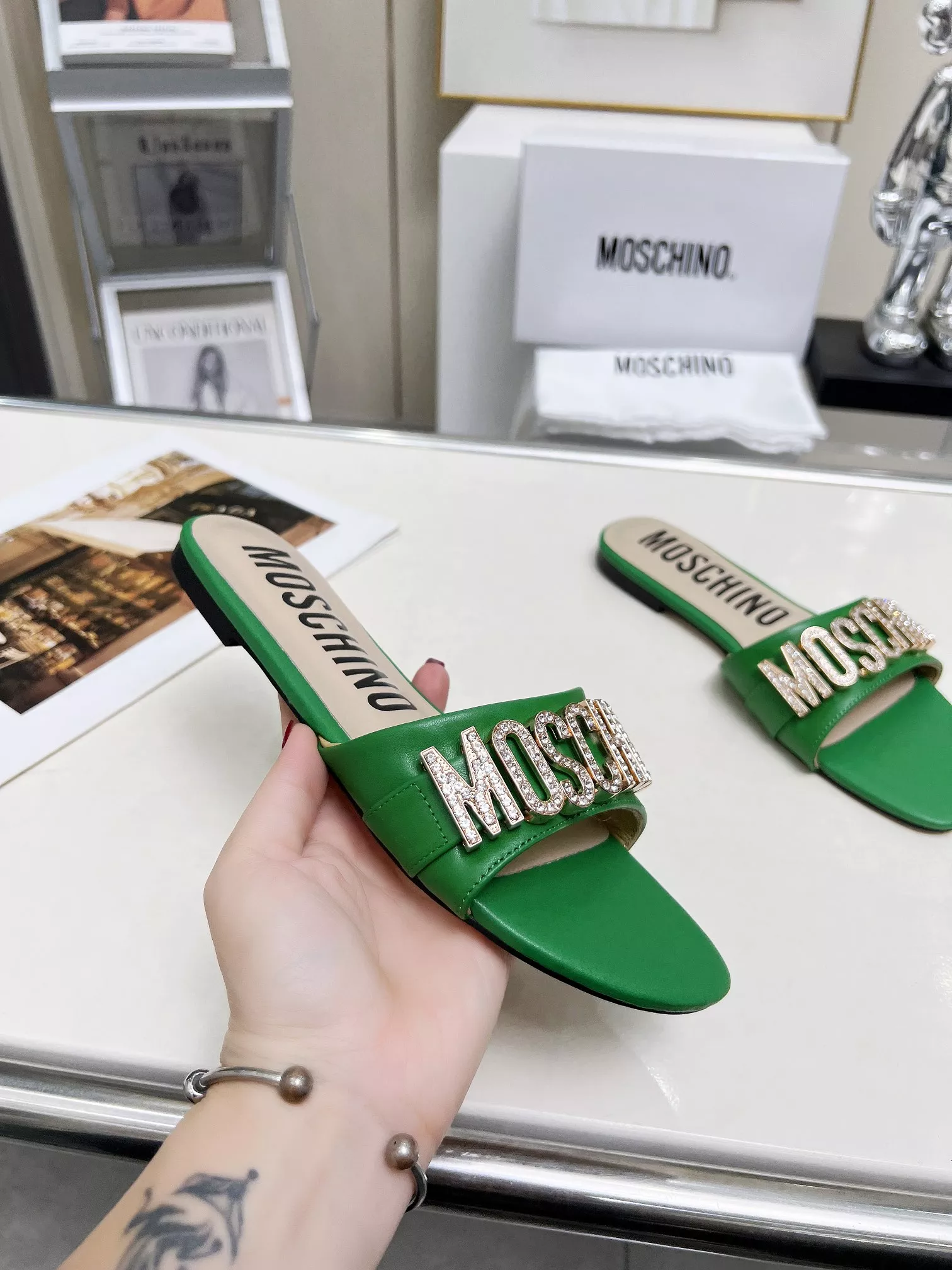 Practical 2013 Moschino Slippers For Women