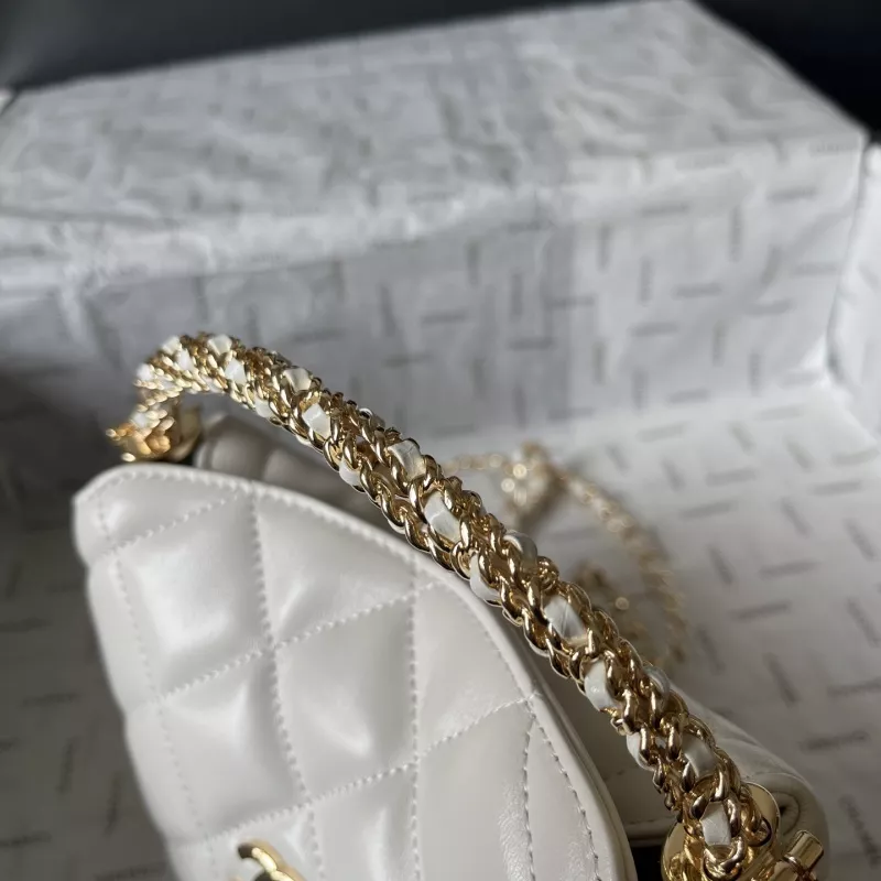 Practical 2116 Chanel AAA Quality Messenger Bags For Women