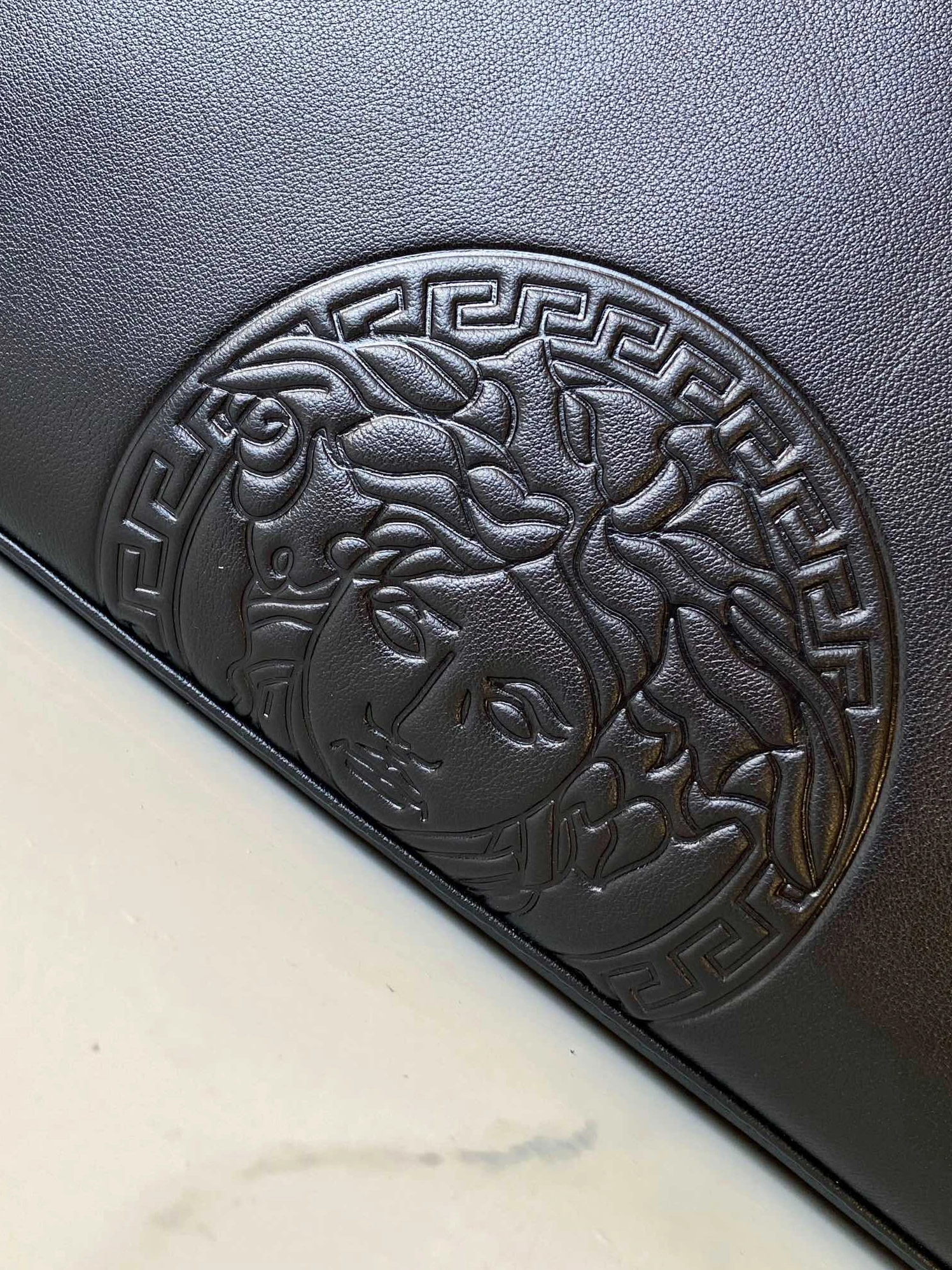 Practical 2309 Versace AAA Man Handbags