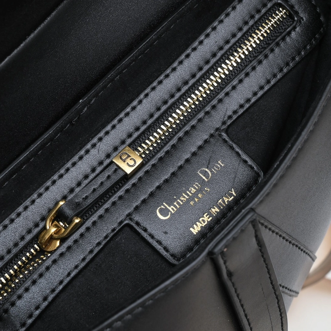 Practical 2329 Christian Dior AAA Quality Messenger Bags For Women