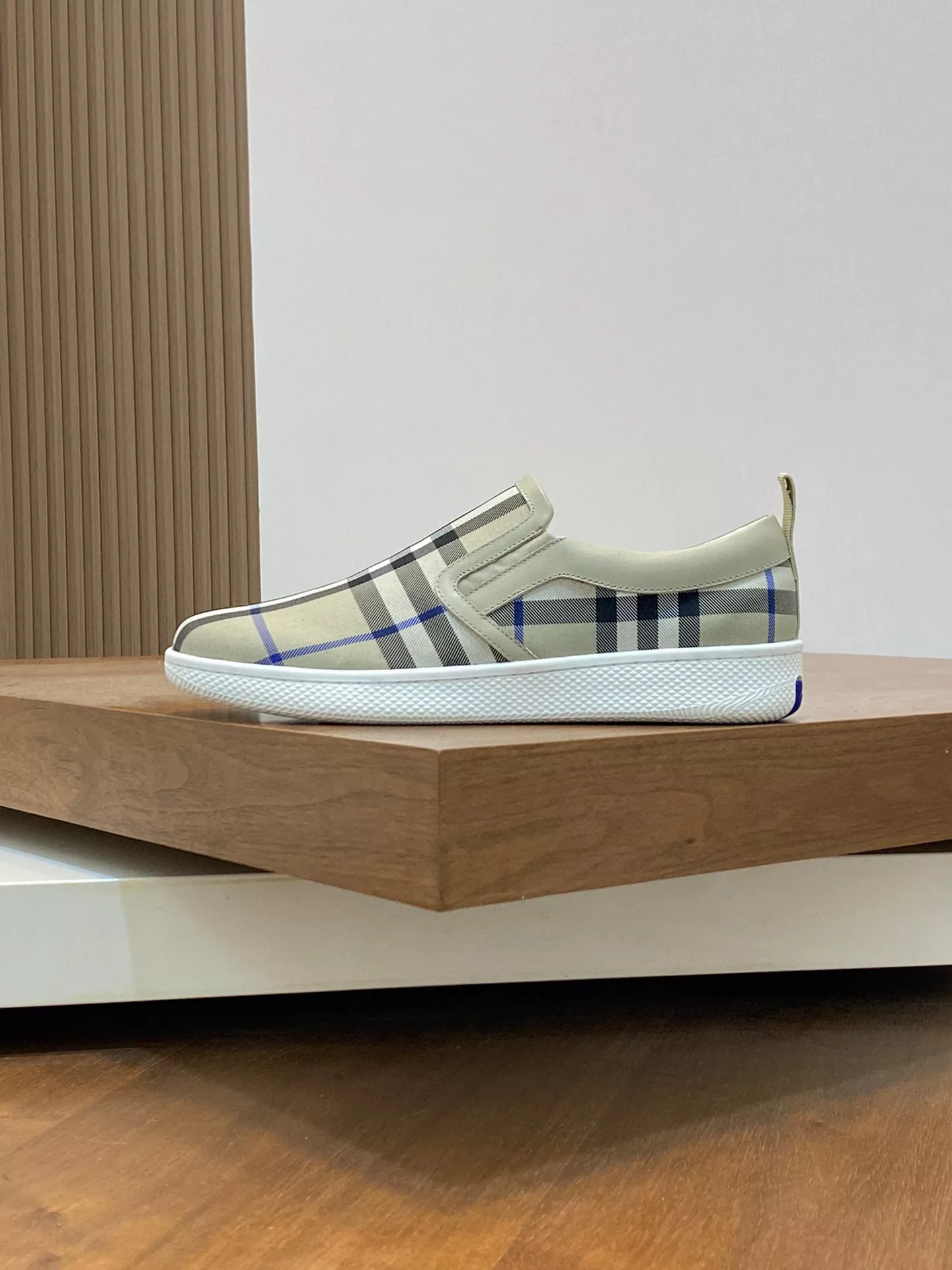 Practical 237 Burberry Casual Shoes For Men