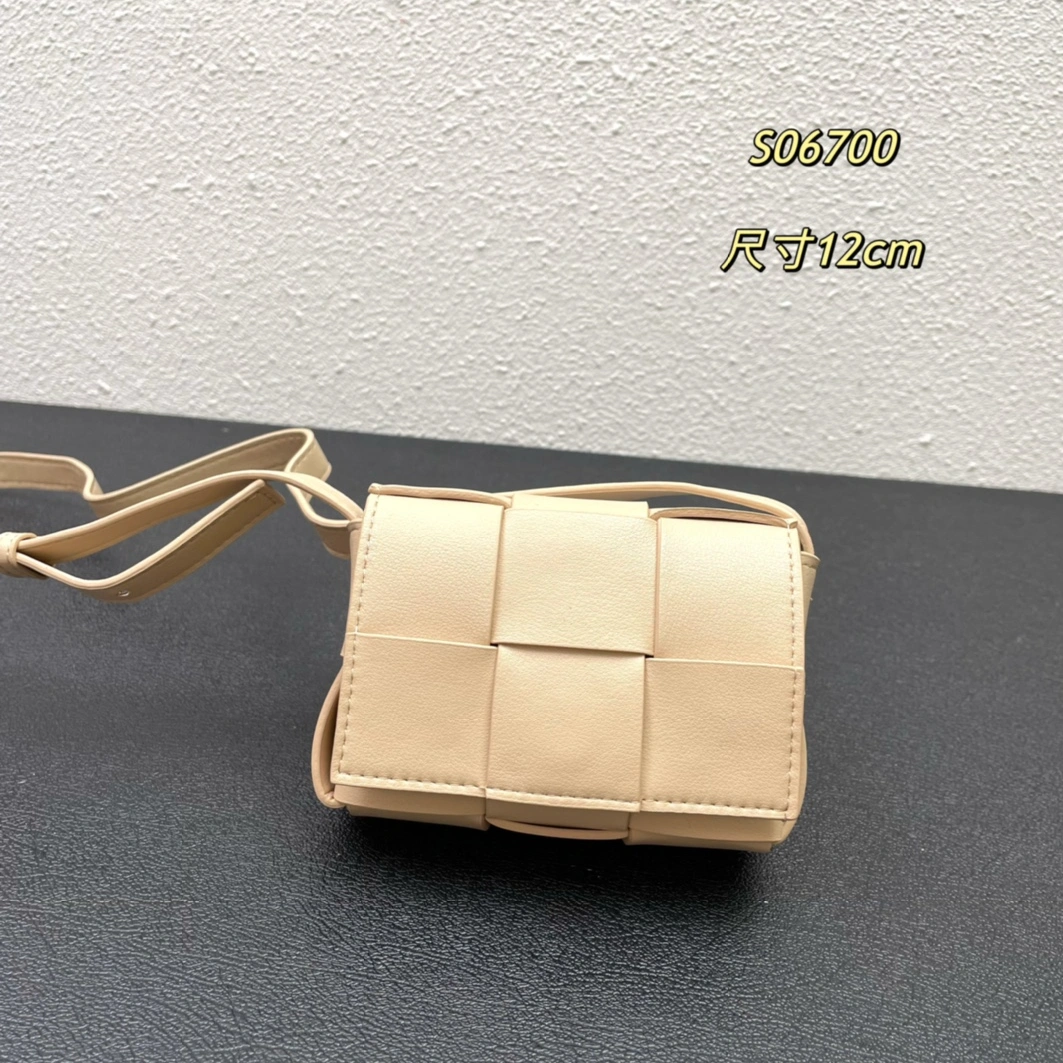 Practical 2637 Bottega Veneta BV AAA Quality Messenger Bags For Women