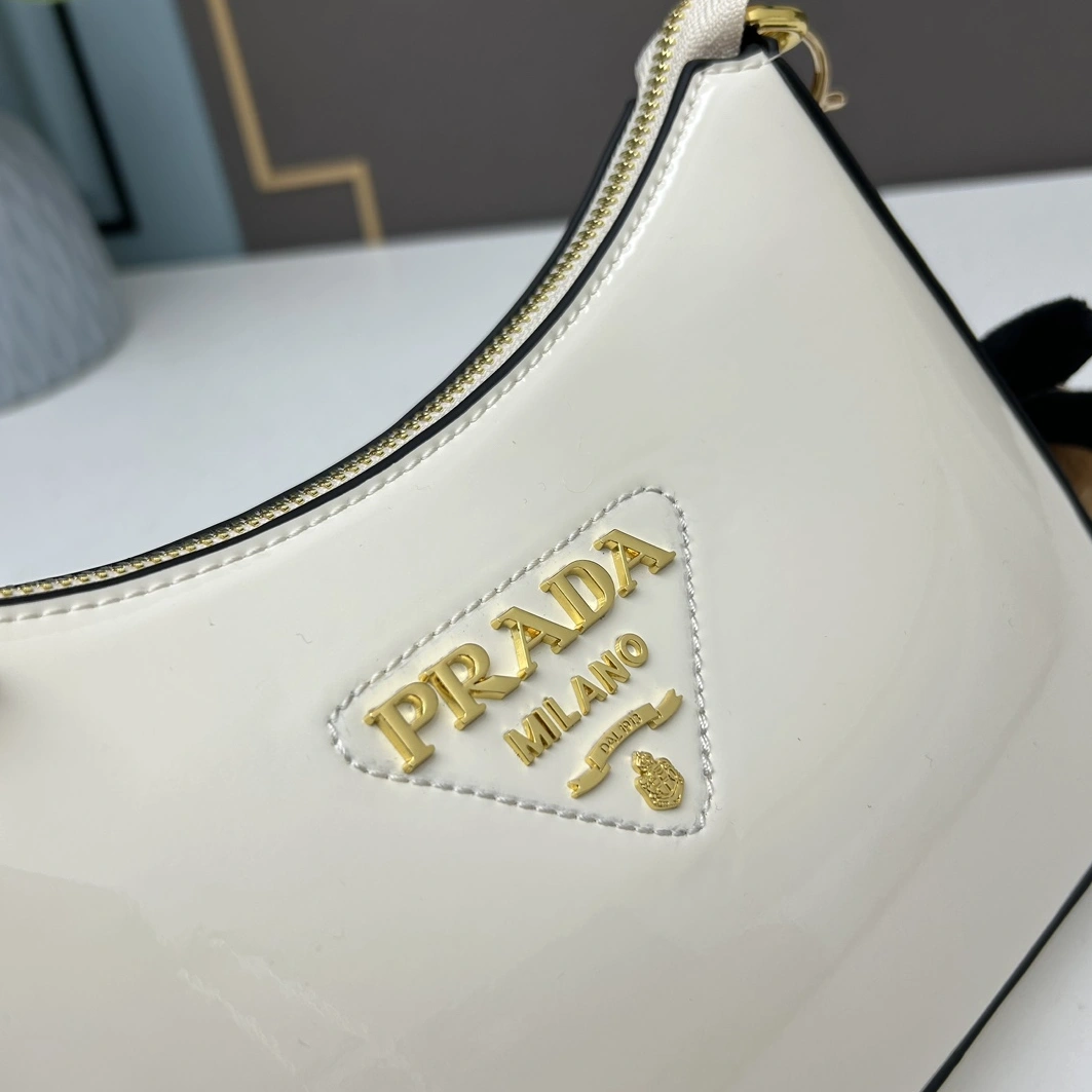 Practical 2642 Prada AAA Quality Messenger Bags For Women