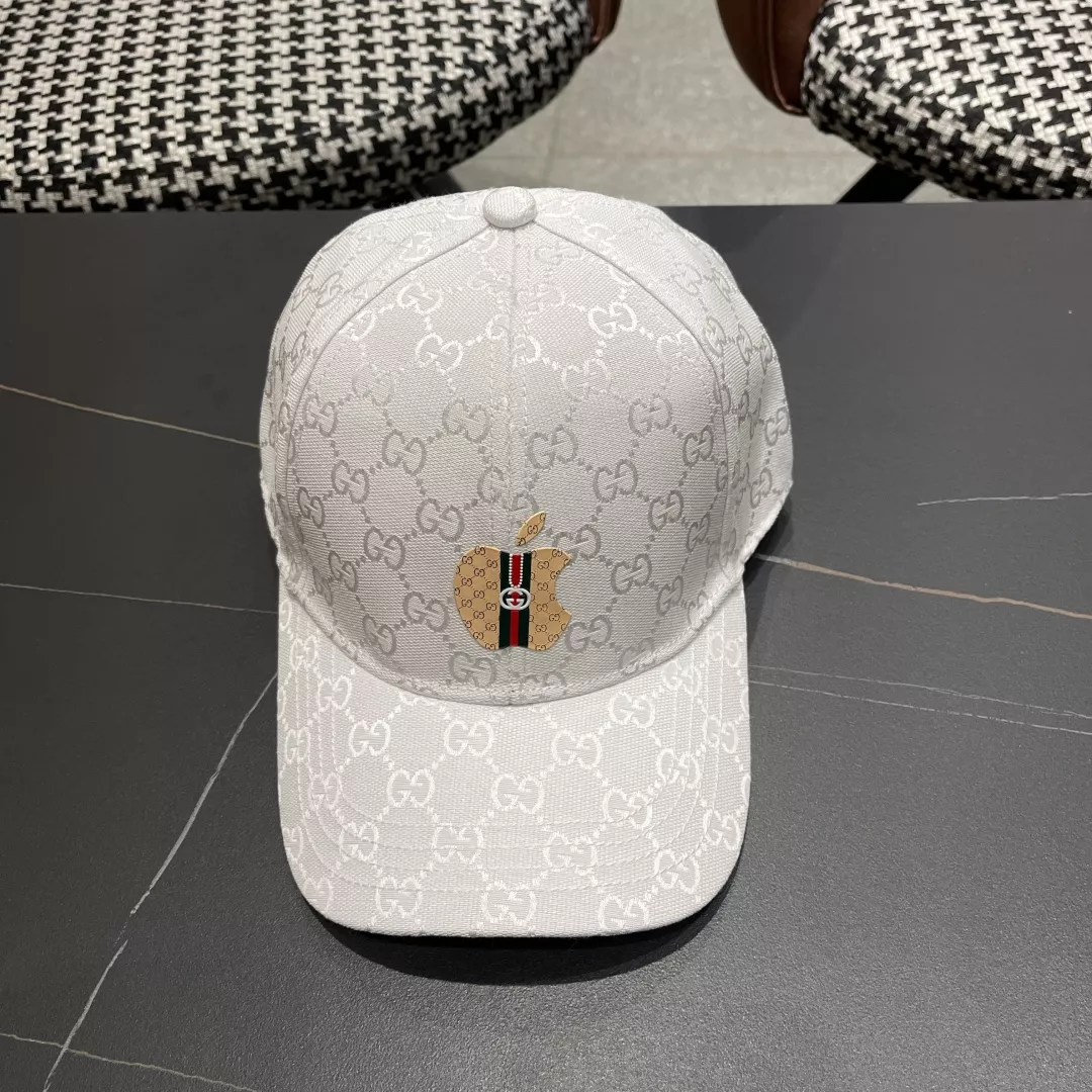 Practical 2674 Gucci Caps