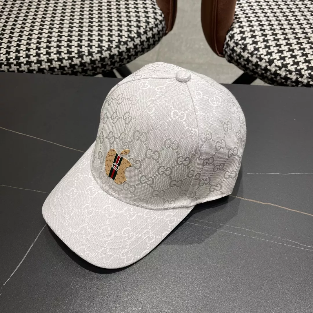 Practical 2674 Gucci Caps