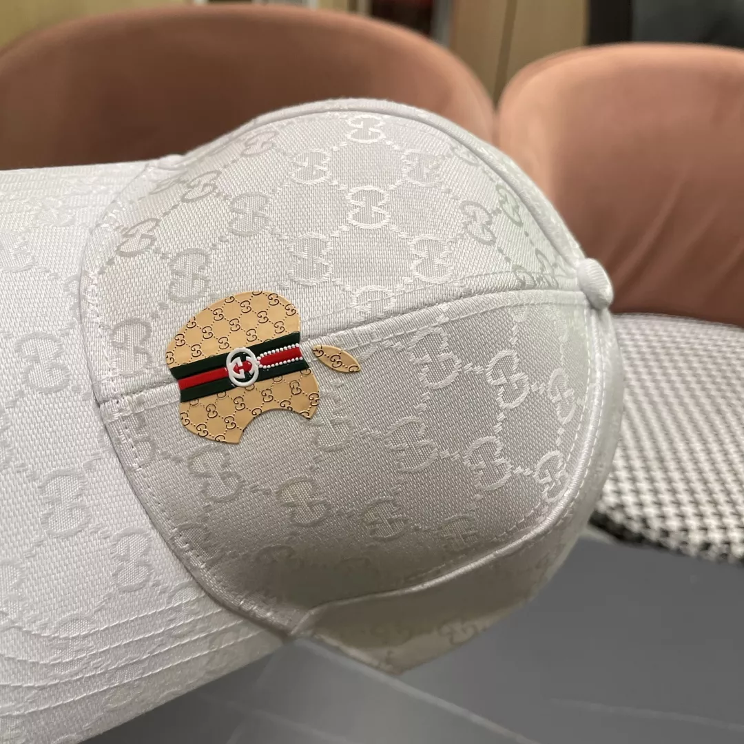 Practical 2674 Gucci Caps
