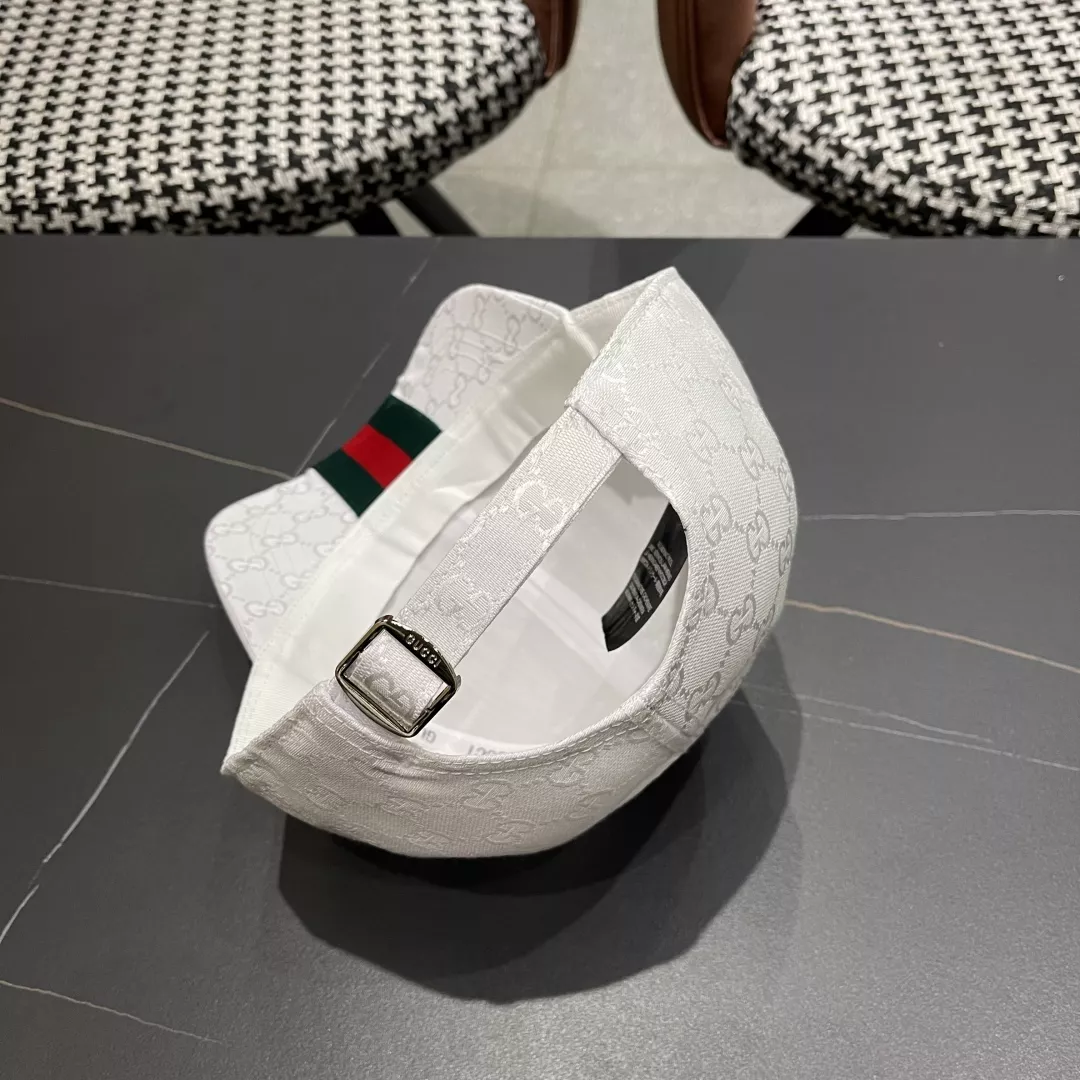 Practical 2674 Gucci Caps