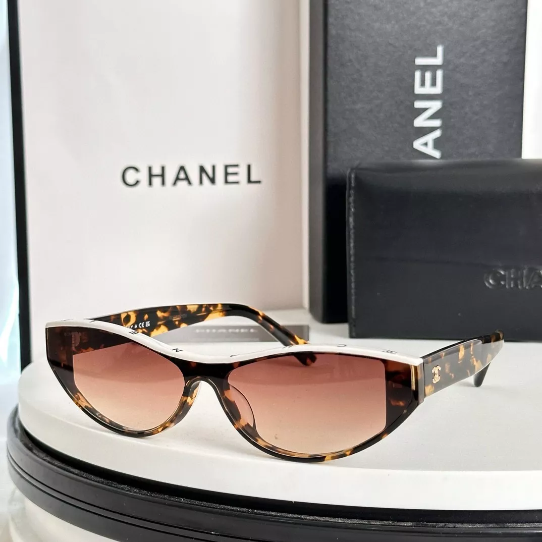 Practical 2723 Chanel AAA Quality Sunglasses