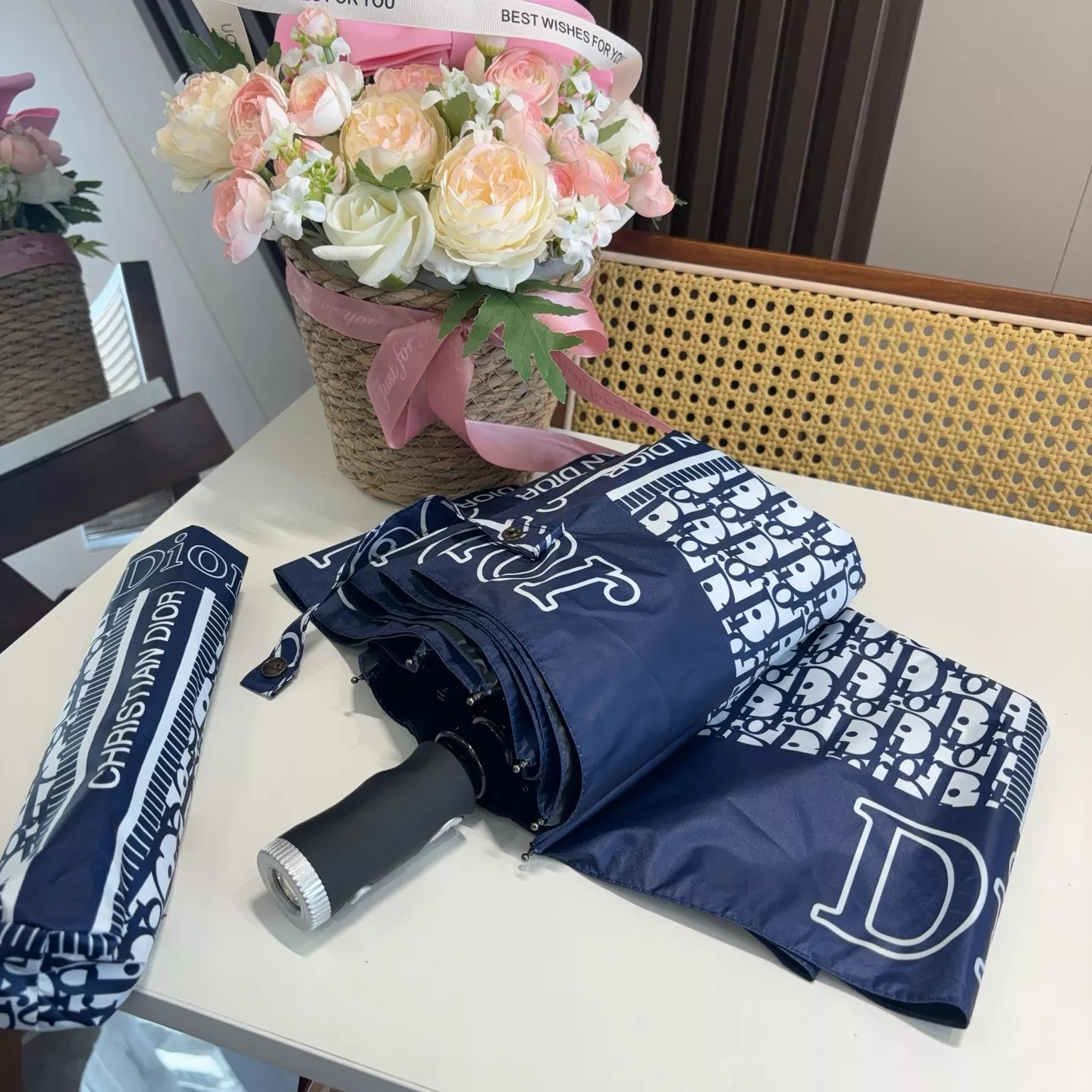 Practical 2731 Christian Dior Umbrellas