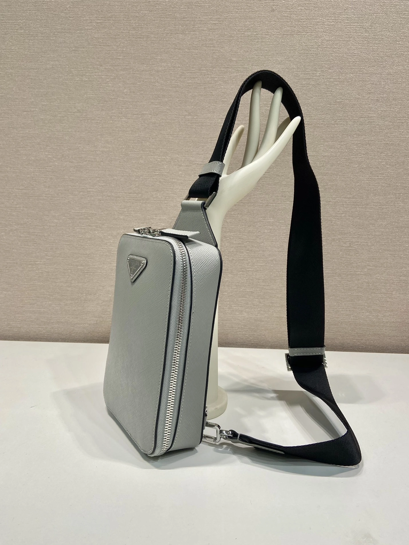 Practical 274 Prada AAA Man Messenger Bags