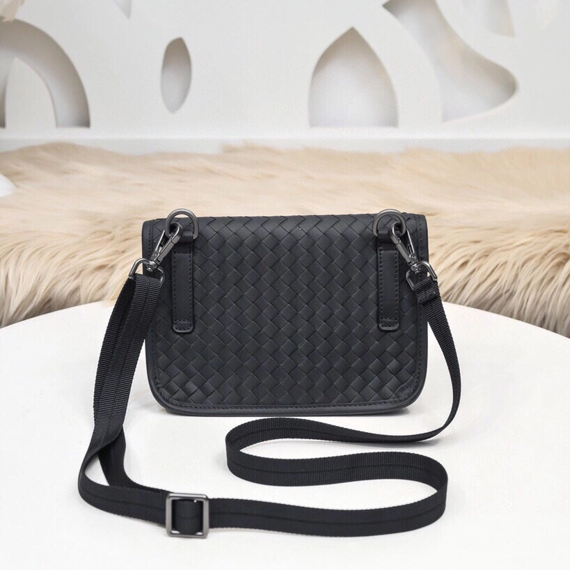 Practical 2776 Bottega Veneta AAA Man Messenger Bags