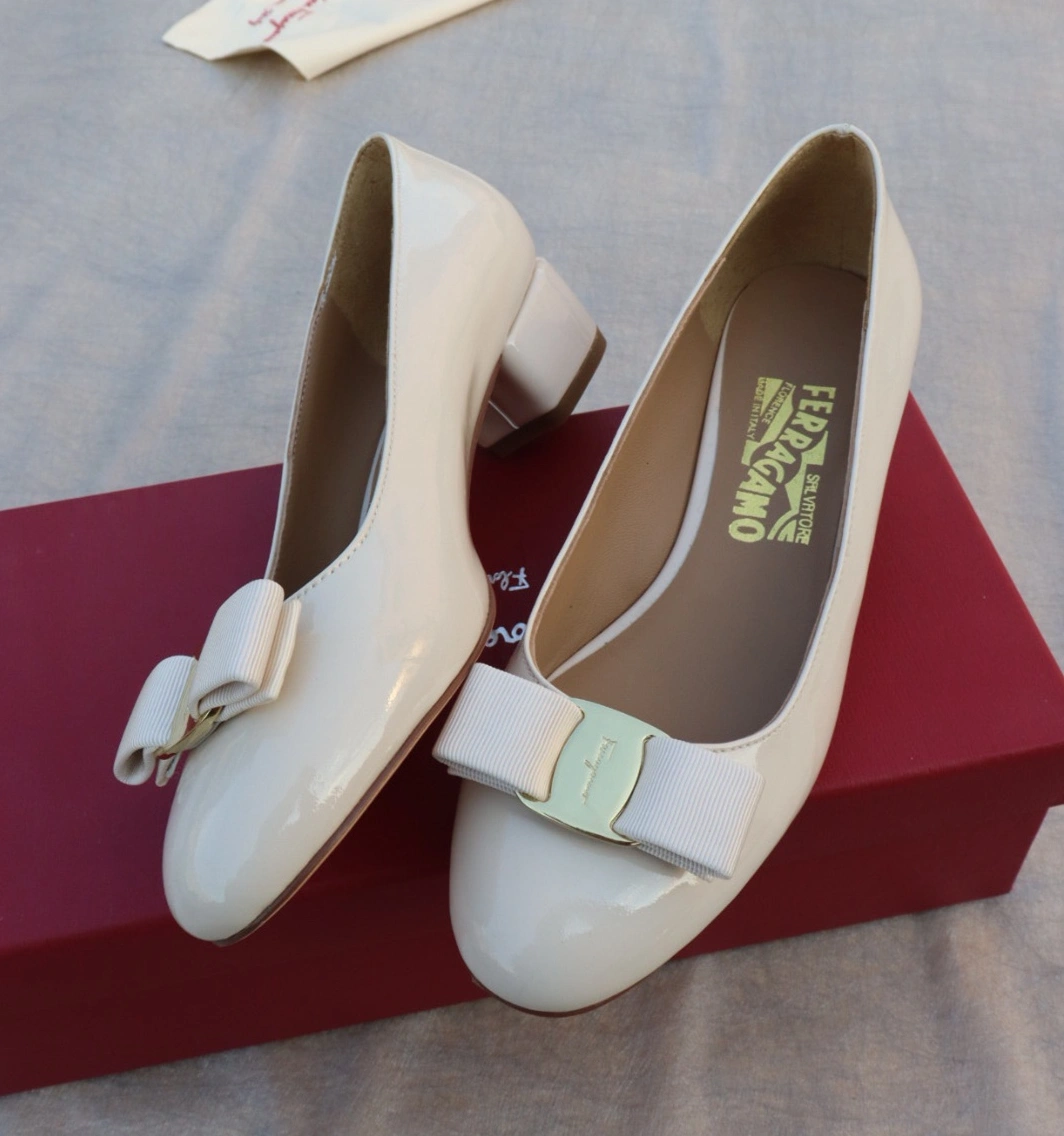 Practical 2861 Salvatore Ferragamo Flat Shoes For Women
