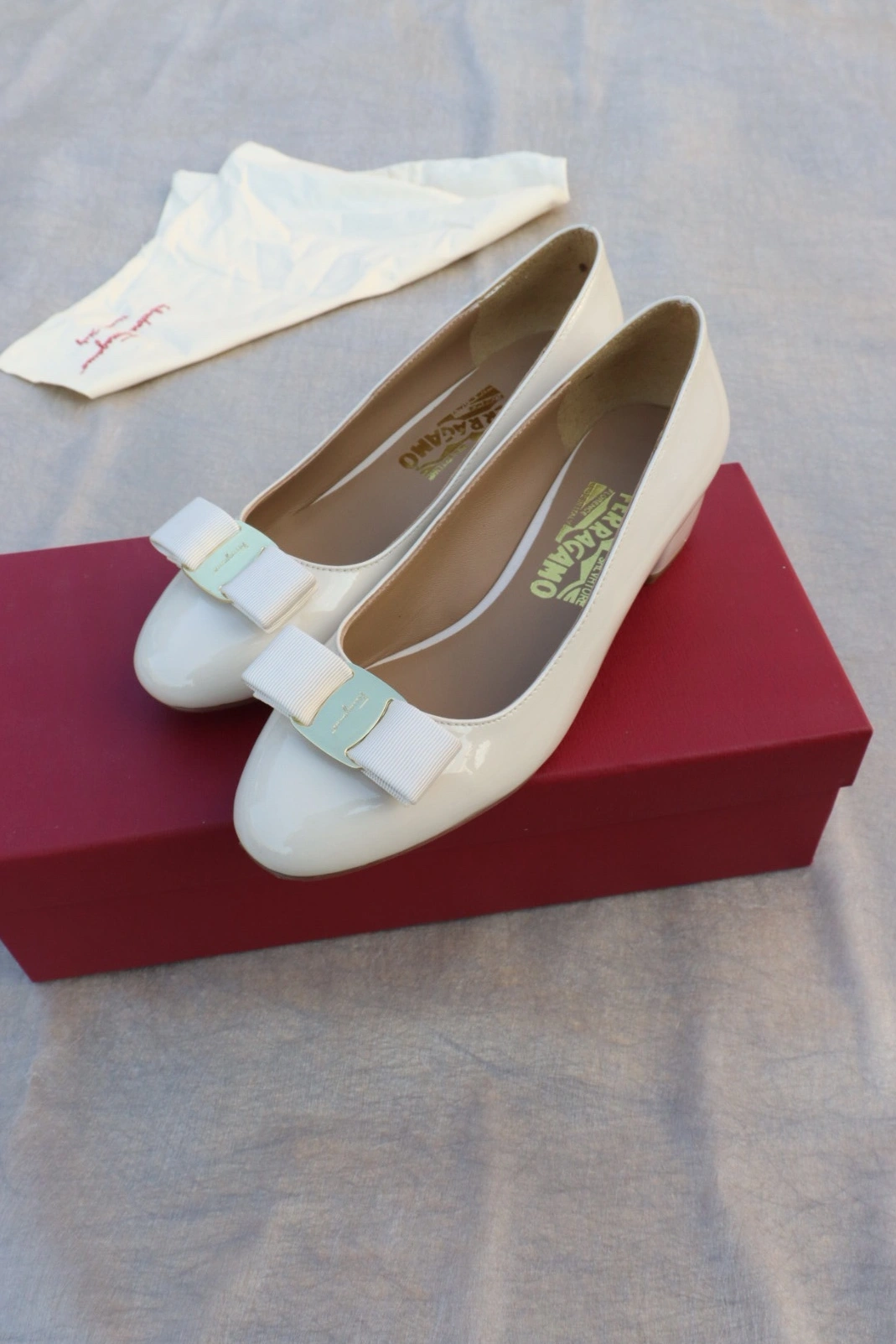 Practical 2861 Salvatore Ferragamo Flat Shoes For Women