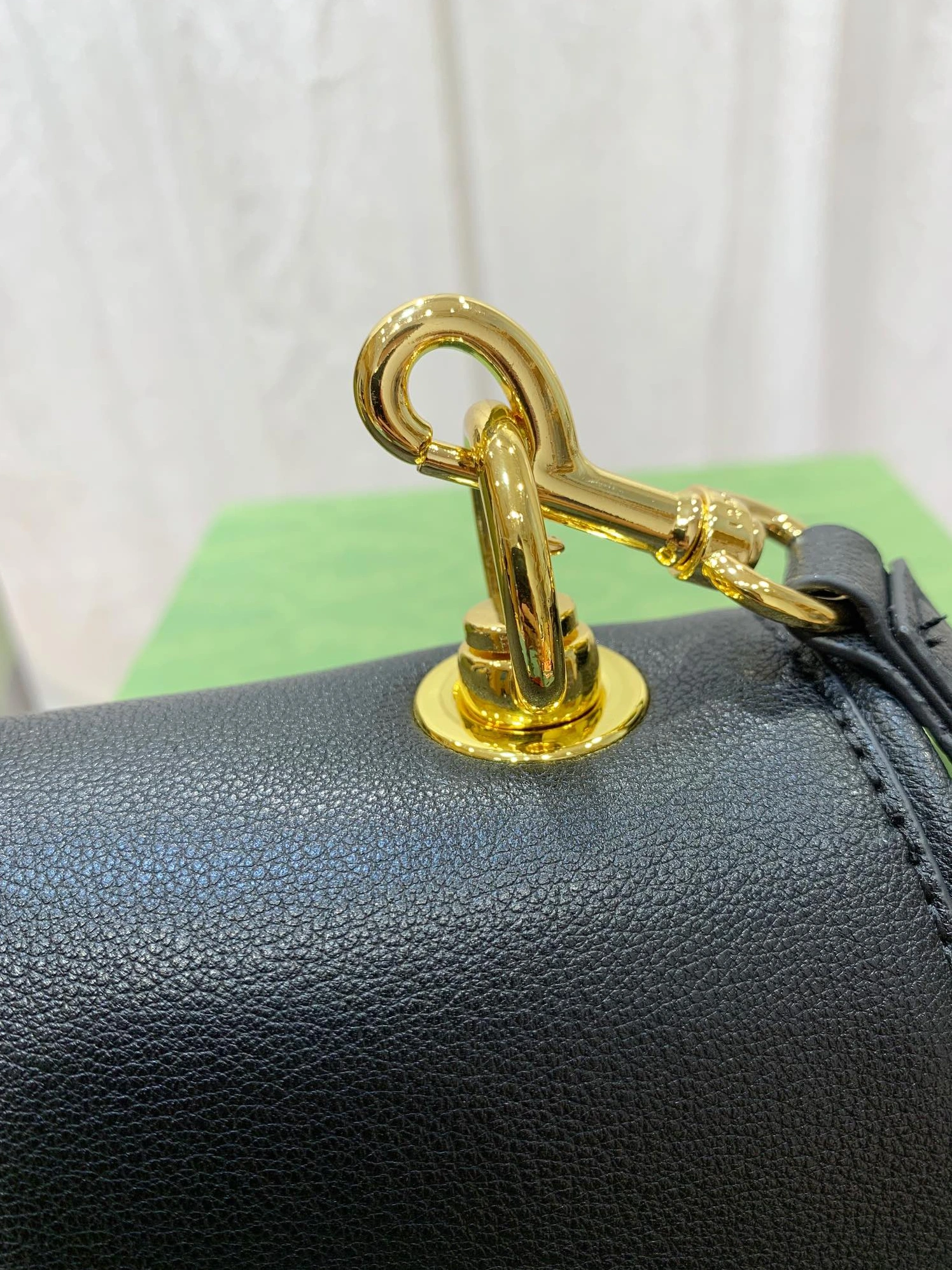 Practical 2867 Gucci AAA Quality Messenger Bags For Women