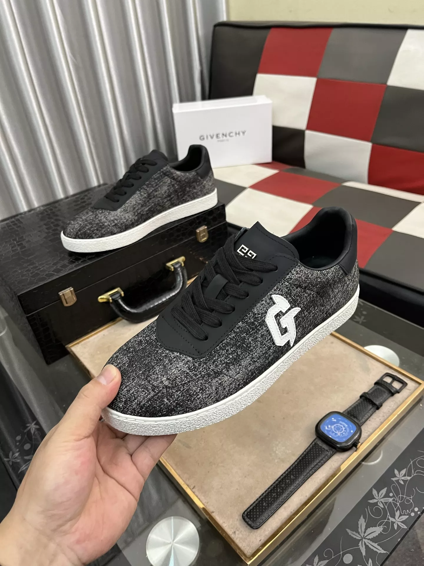 Practical 299 Givenchy Casual Shoes For Men