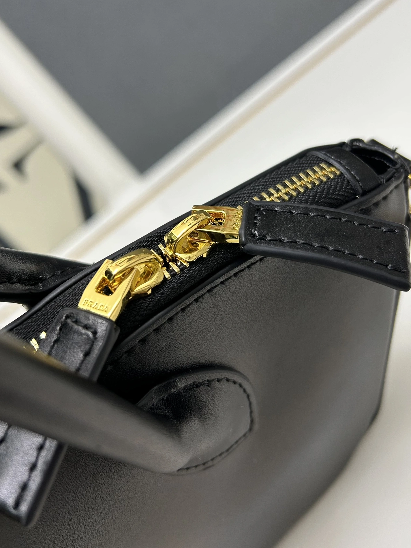 Practical 3252 Prada AAA Quality Shoulder Bags For Women