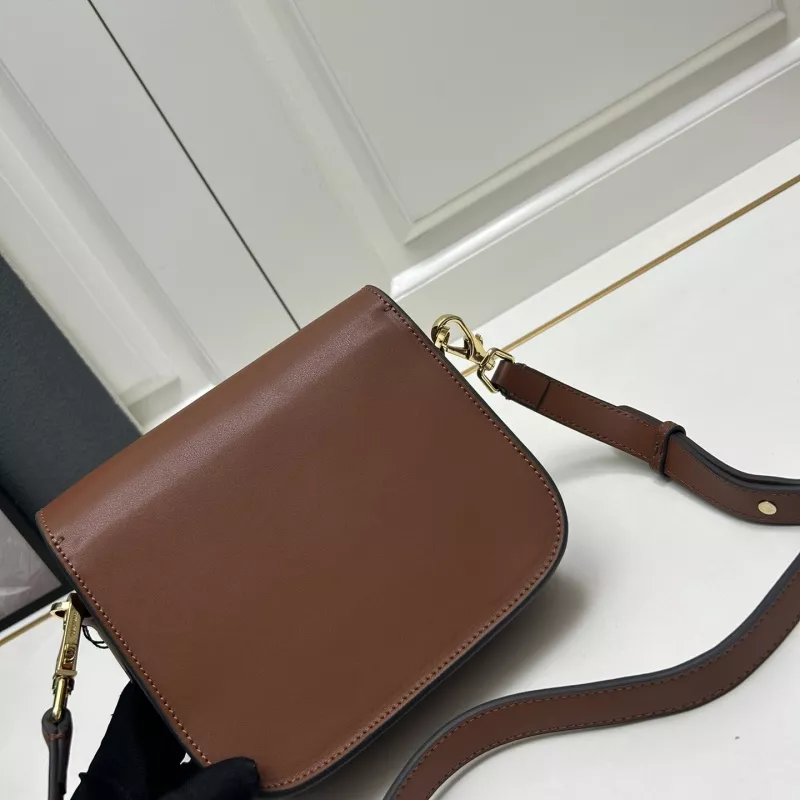 Practical 3408 Burberry AAA Quality Messenger Bags For Women