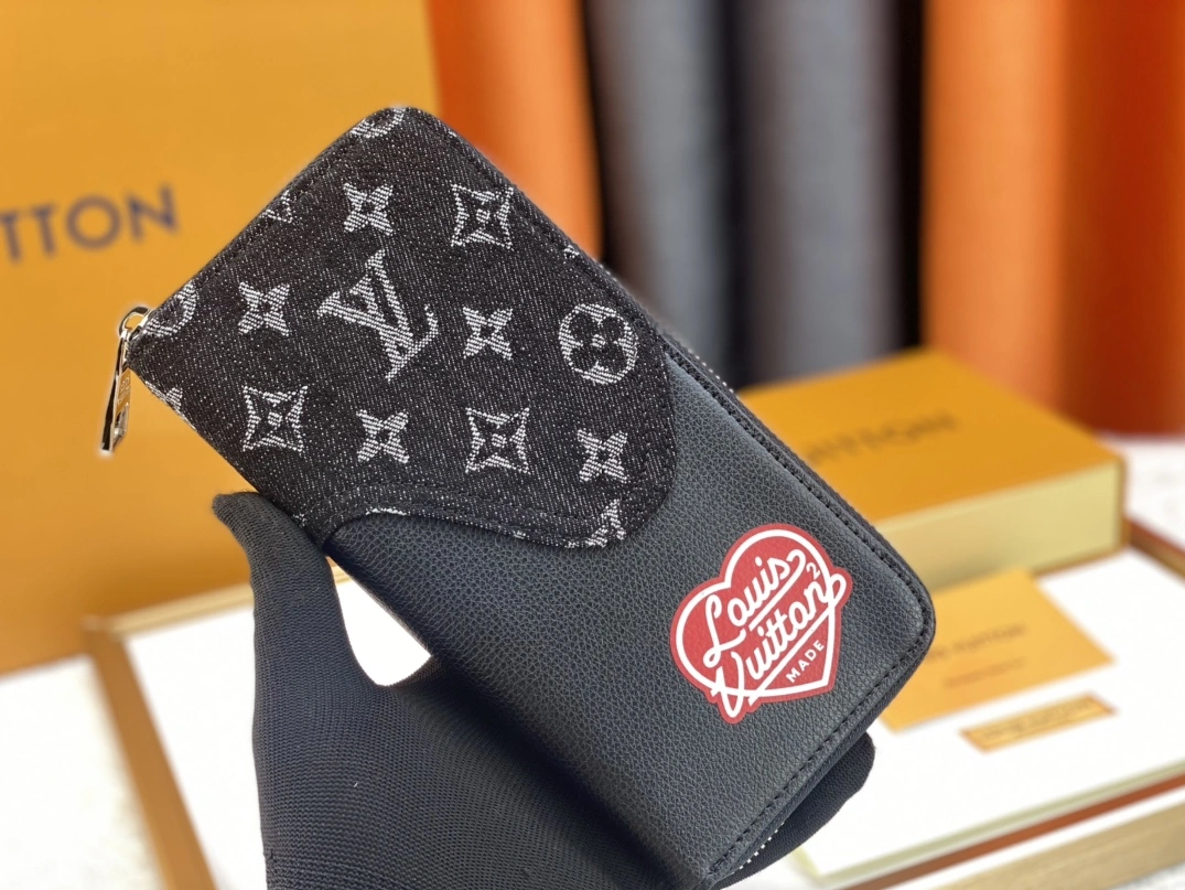 Practical 3438 Louis Vuitton AAA Quality Wallets