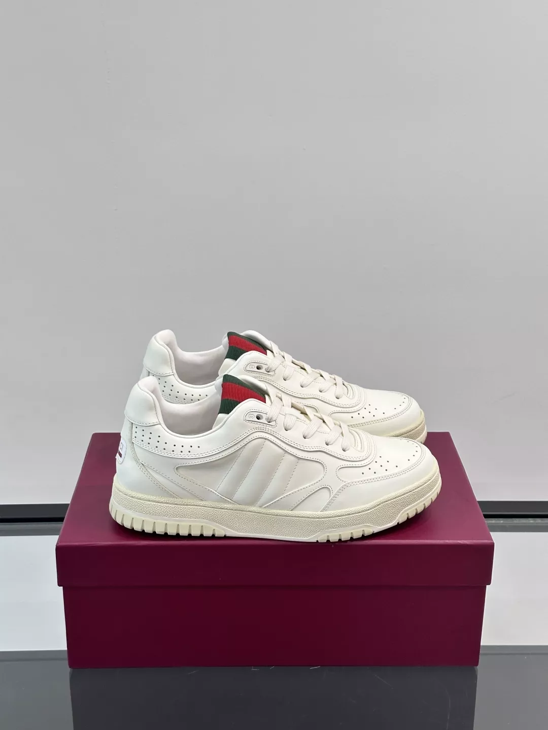 Practical 3599 Gucci Casual Shoes For Women