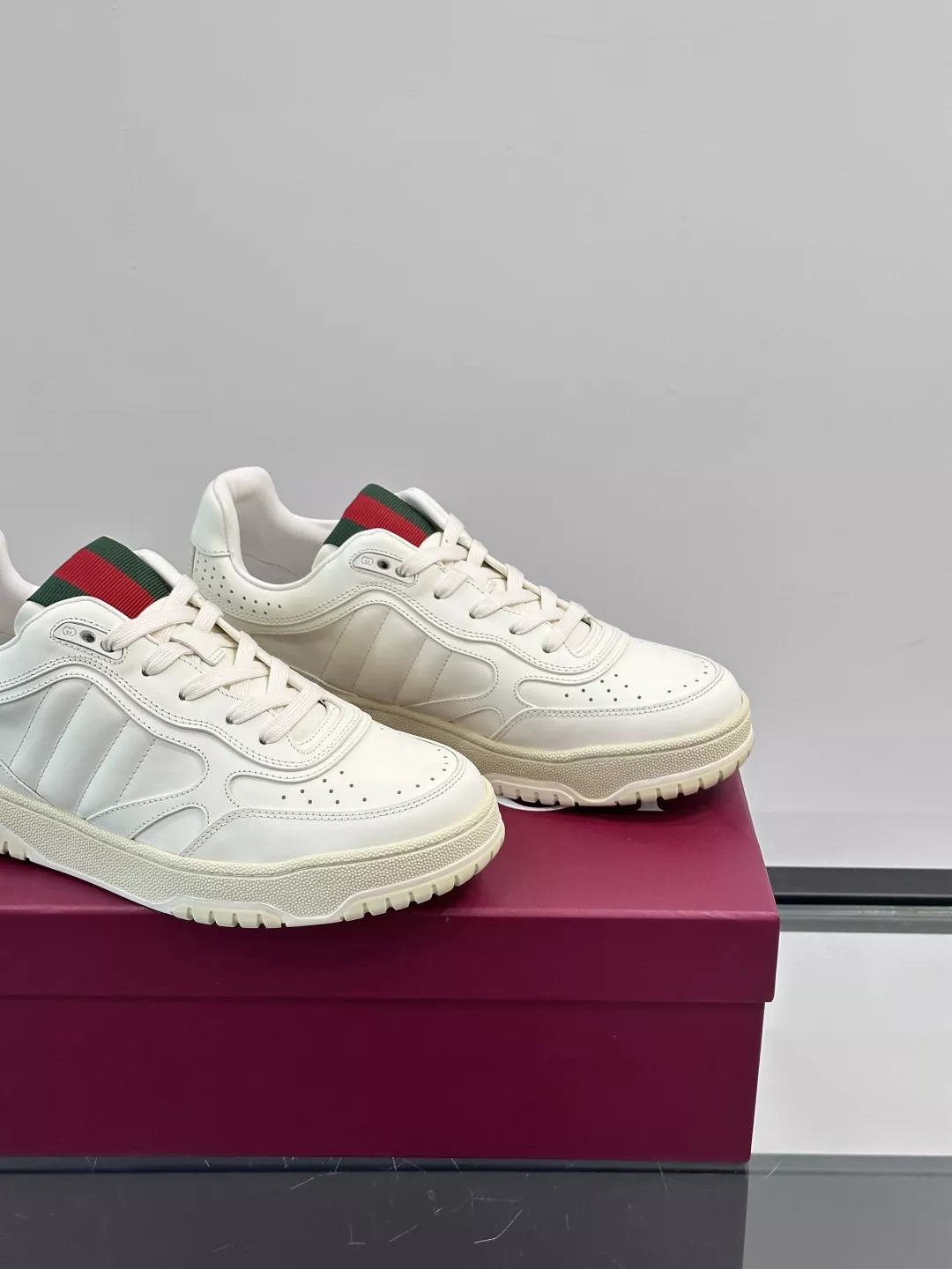 Practical 3599 Gucci Casual Shoes For Women