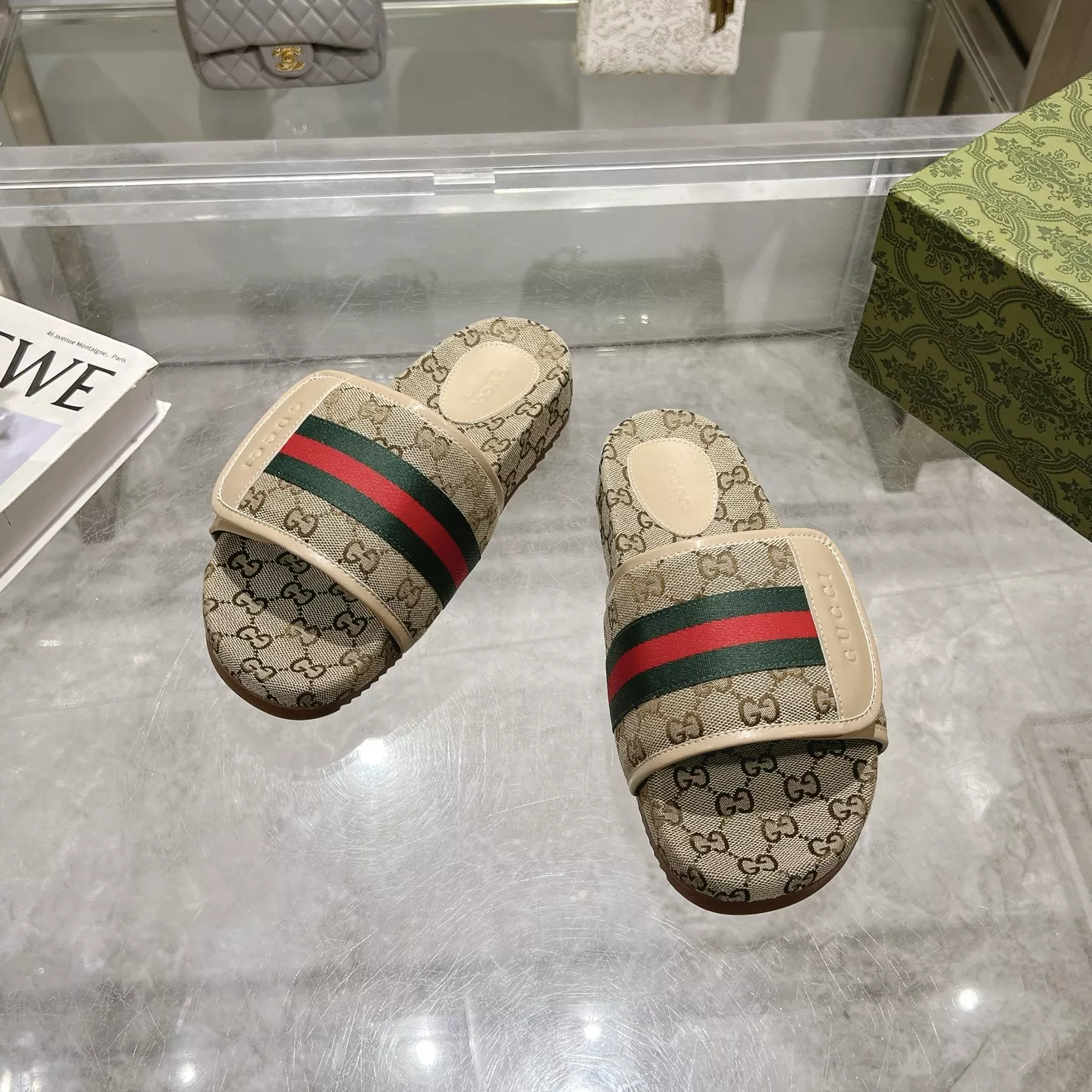 Practical 3933 Gucci Slippers For Men