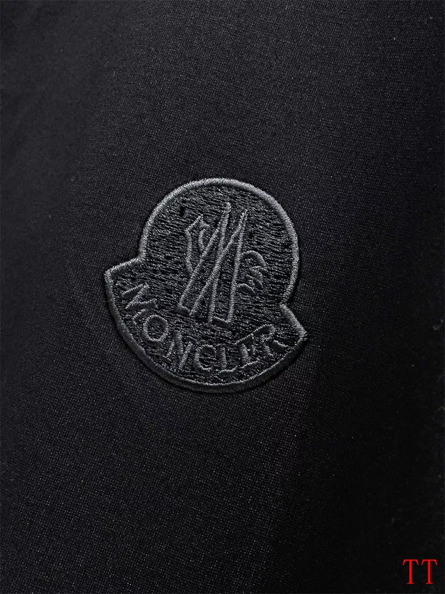 Practical 3995 Moncler Tracksuits Long Sleeved For Men
