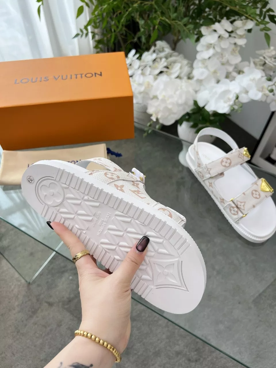 Practical 4087 Louis Vuitton Sandal For Women