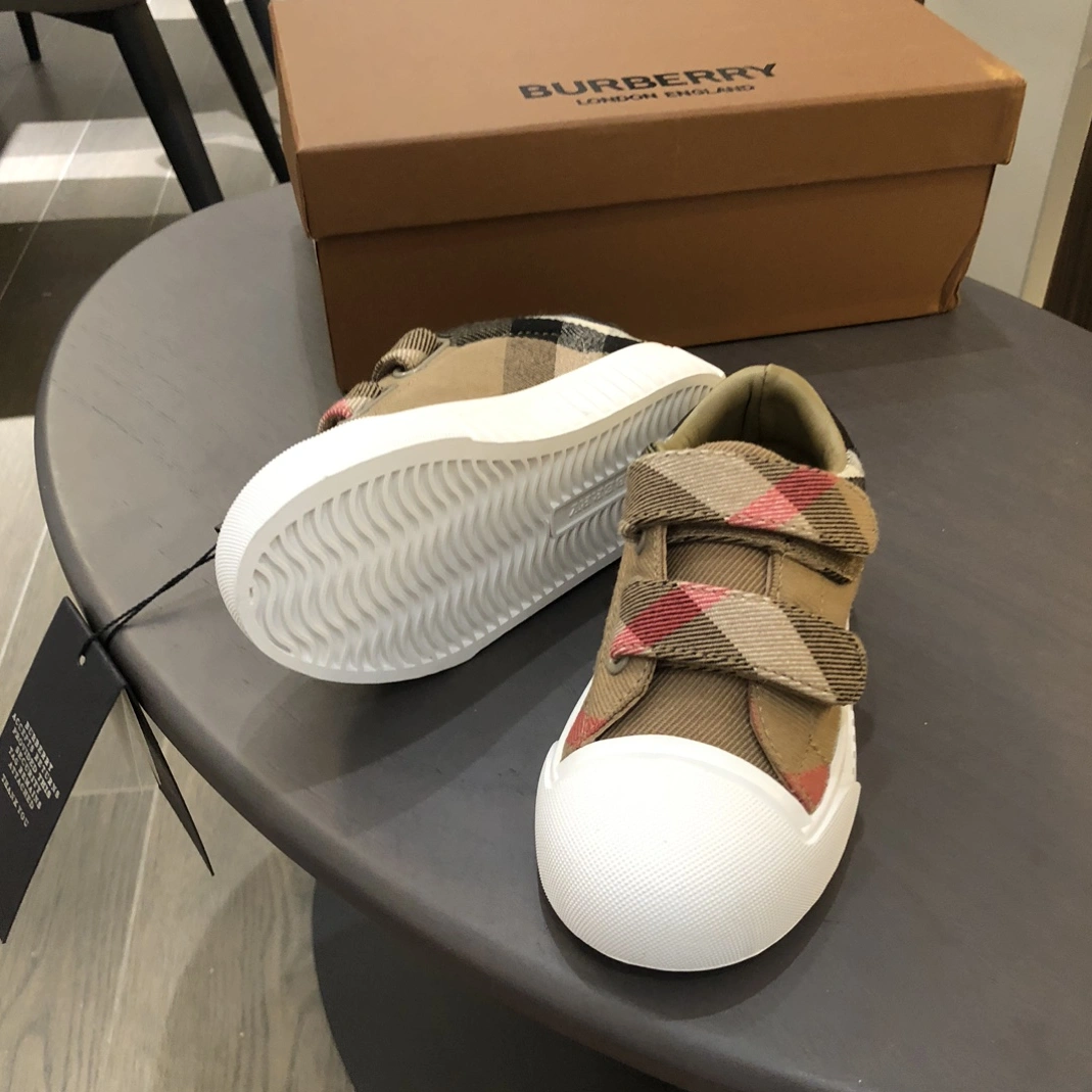 Practical 4114 Burberry Kids' Shoes